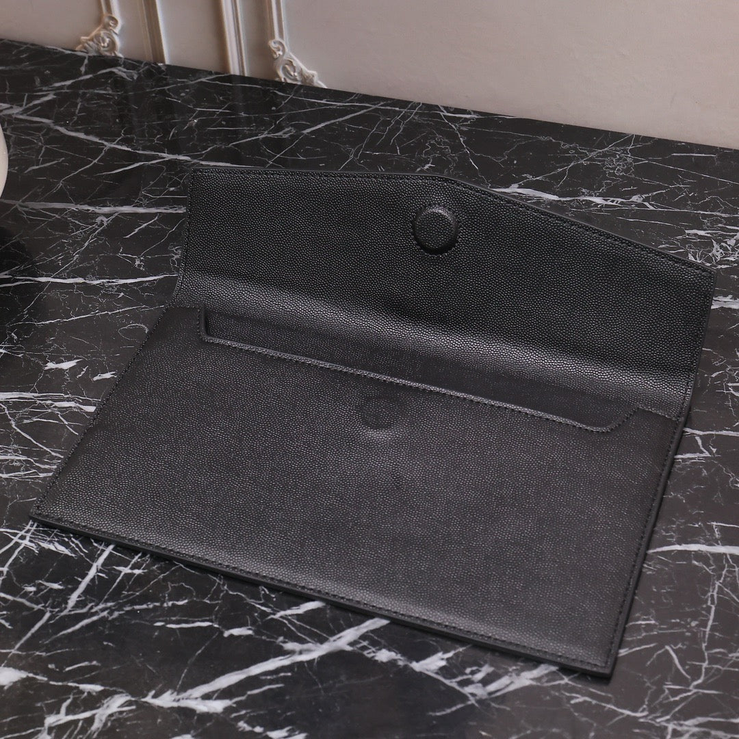 Y-Uptown clutch bag