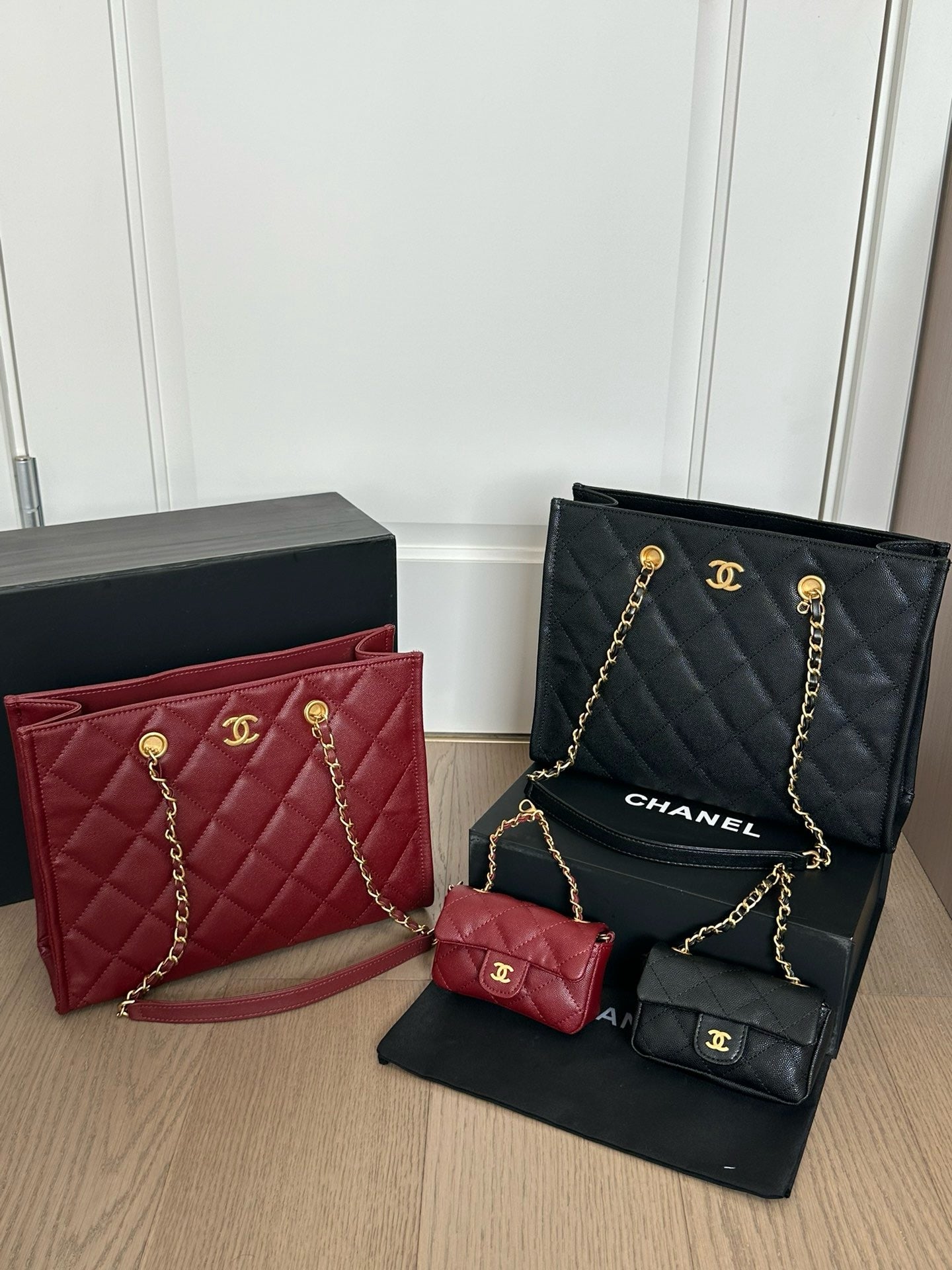 CE-24๐_Handbag