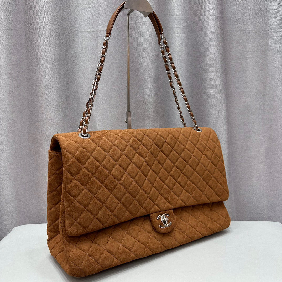 CE-Velvet airport bag