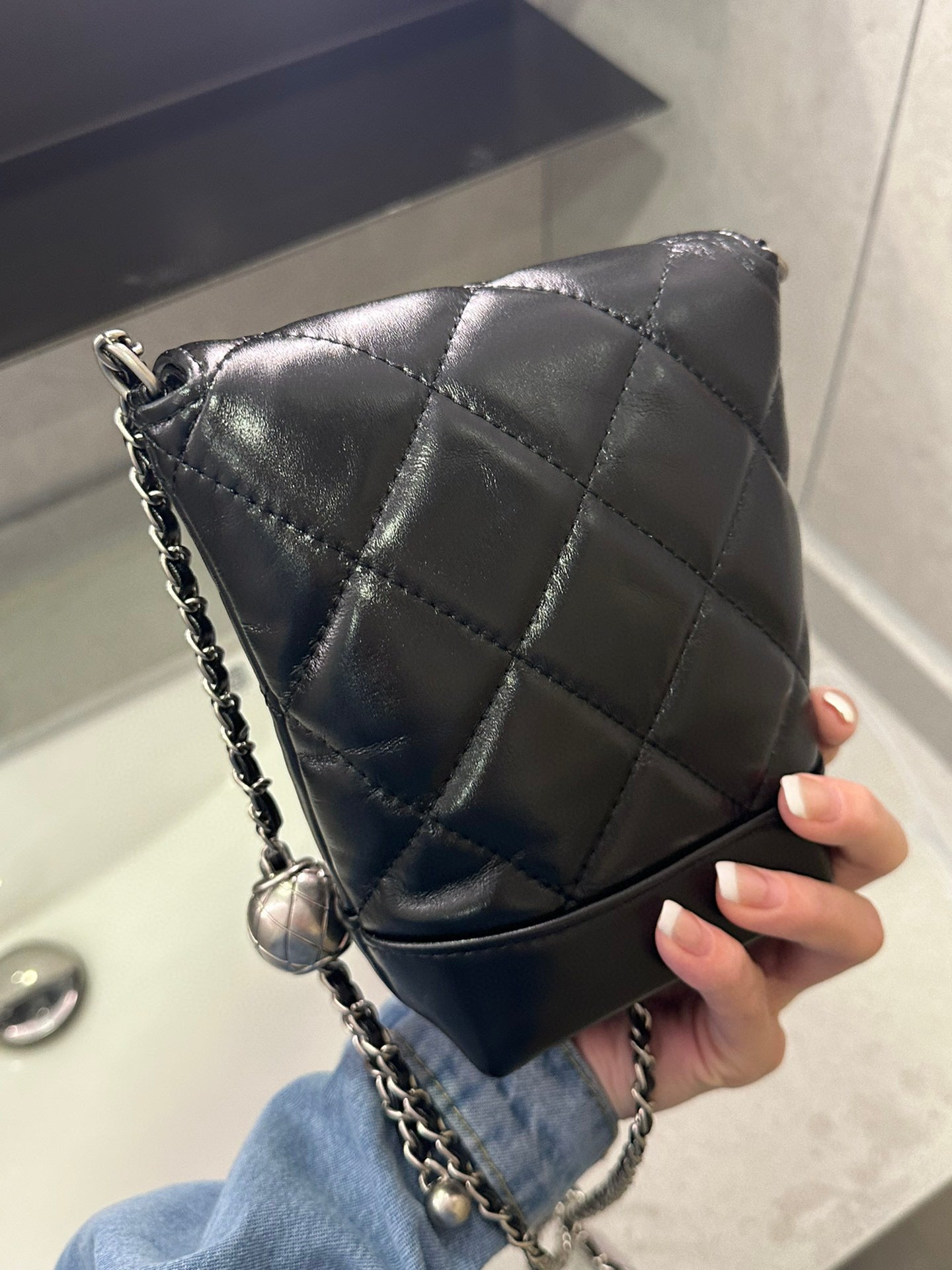 CE-Cowhide black mobile phone bag