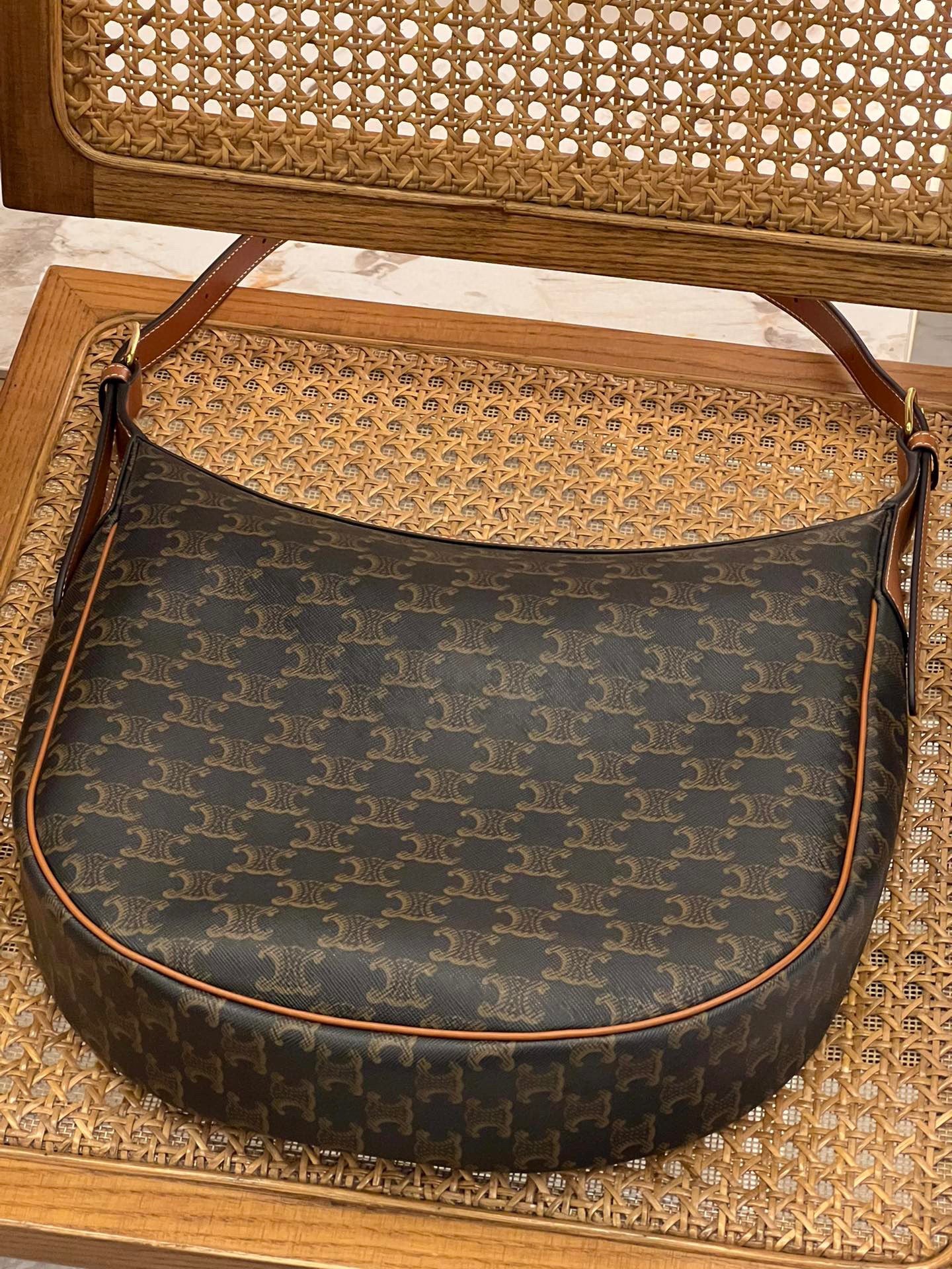 CL-Cow leather handbag