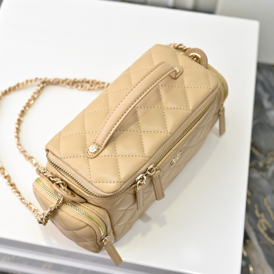 CE-24K đź“·Handbag