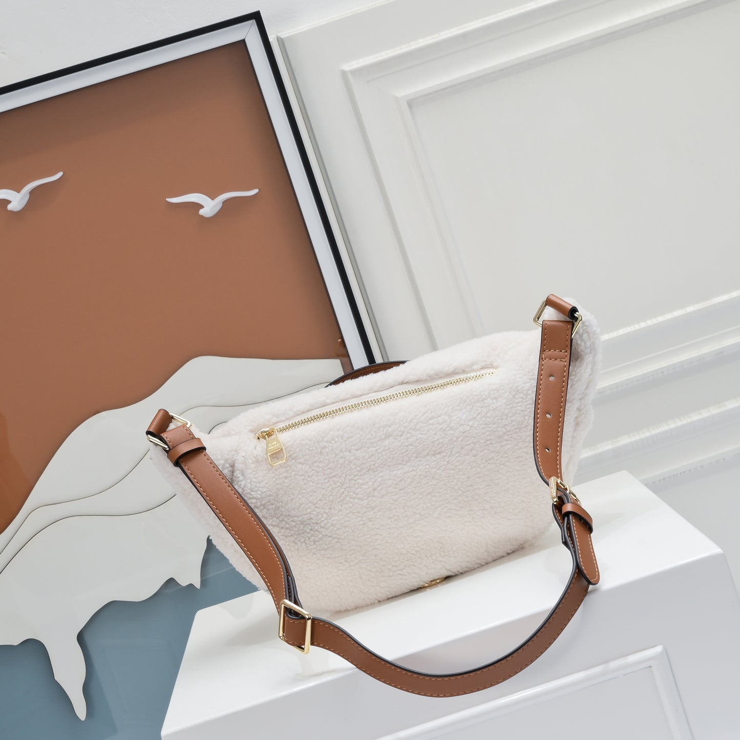 L-Bumbag