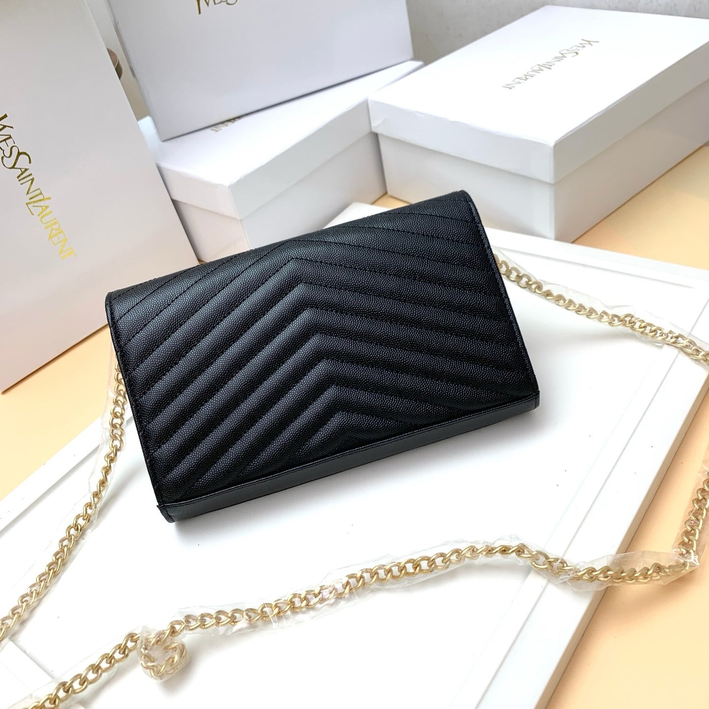 Y-Practical small bag!