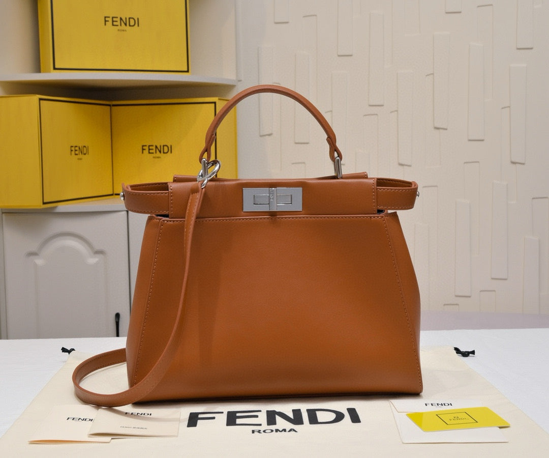 F-Mini clamshell chain handbag