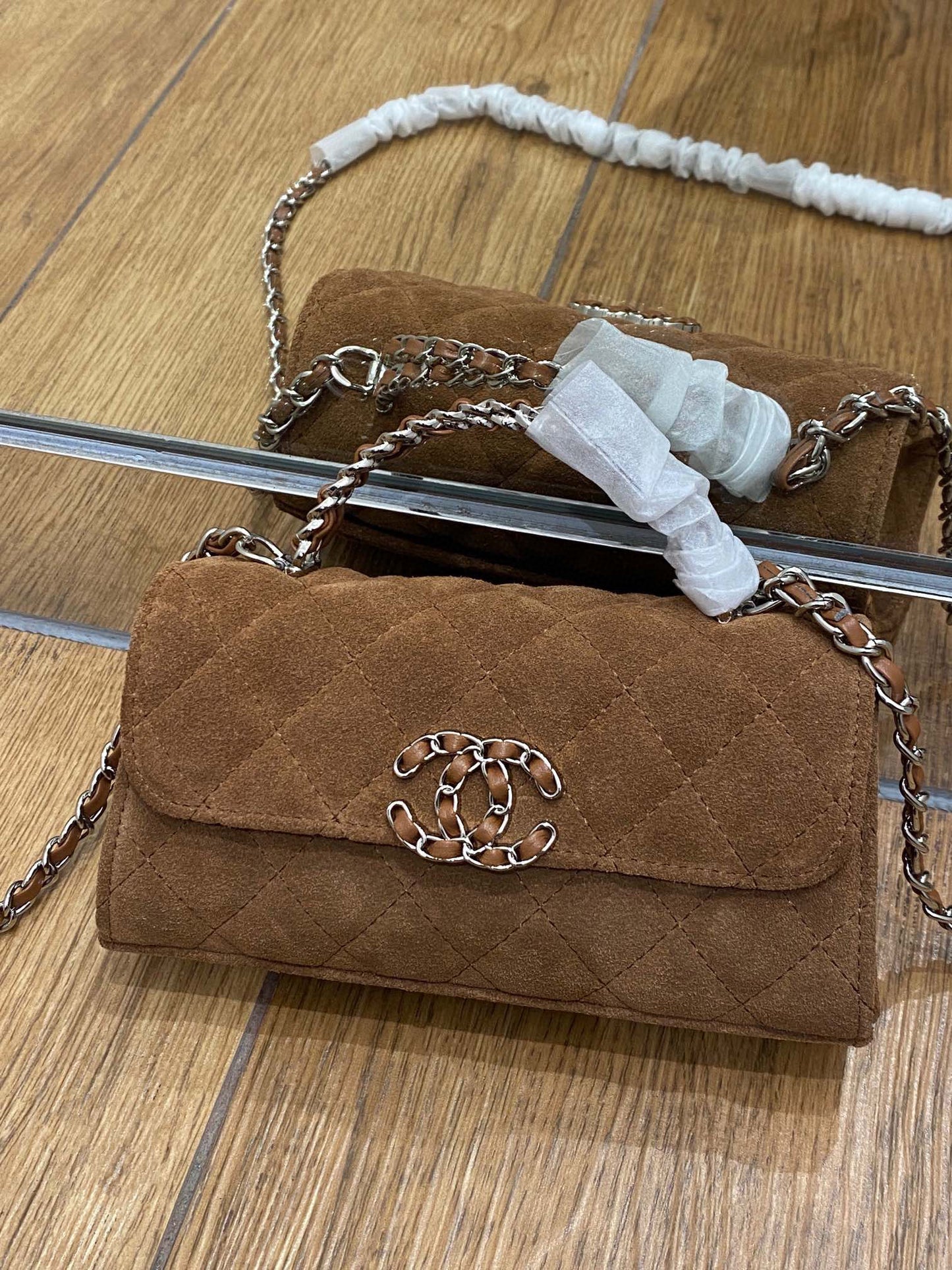 CE-Rhombus shoulder chain bag