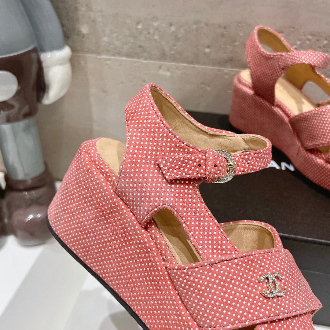 CE-High heel sandals