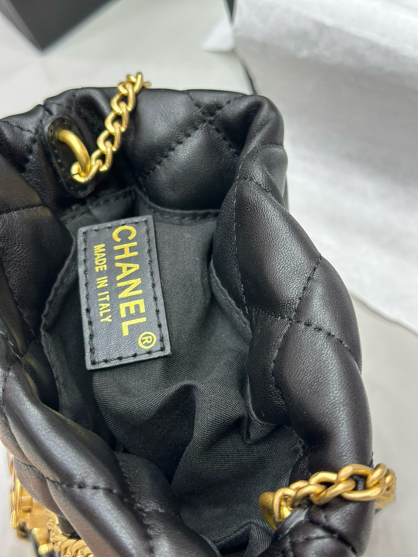 CE-Buckle bucket bag