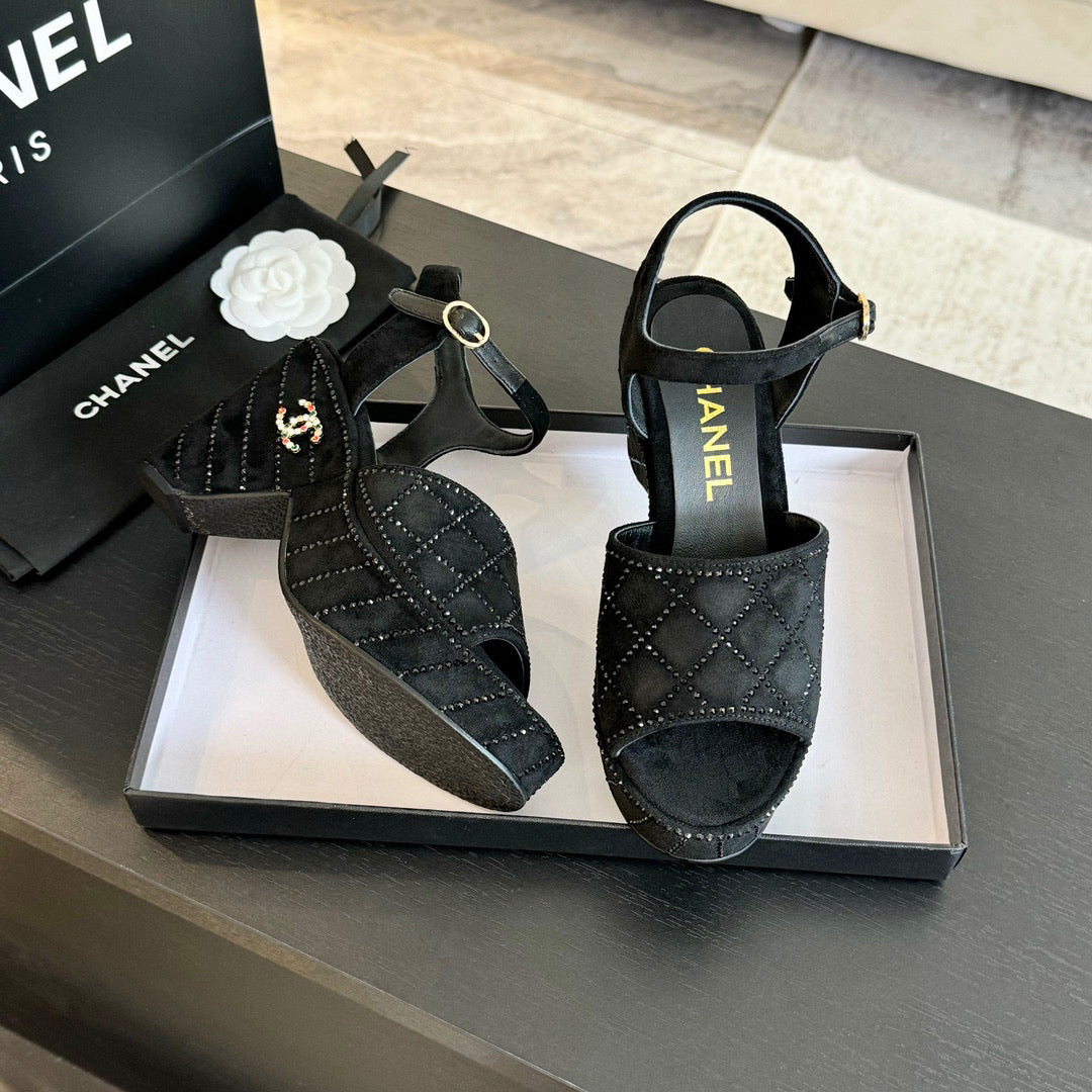 CE-Platform wedge sandals