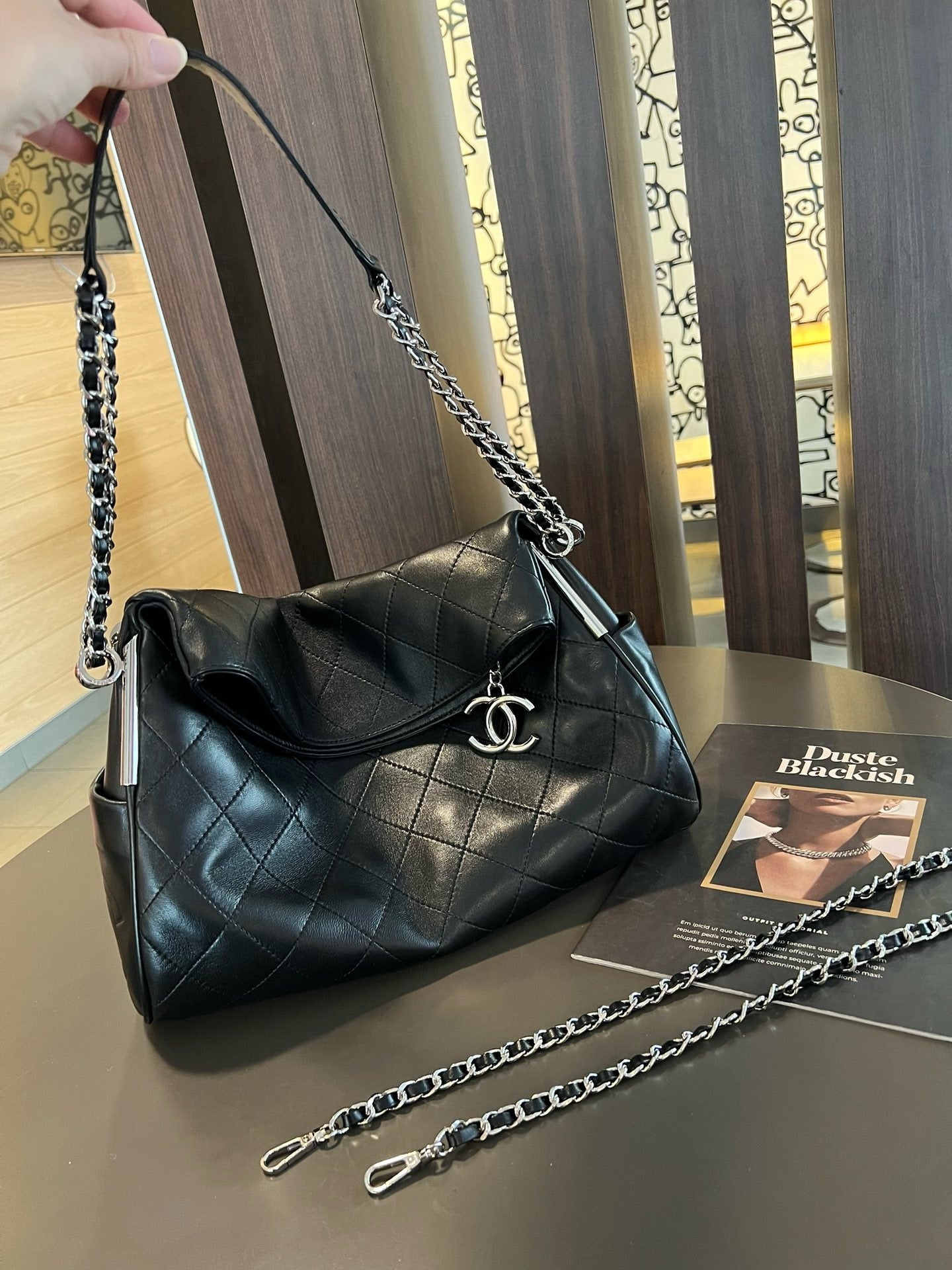CE-Black silver outer stitching hobo