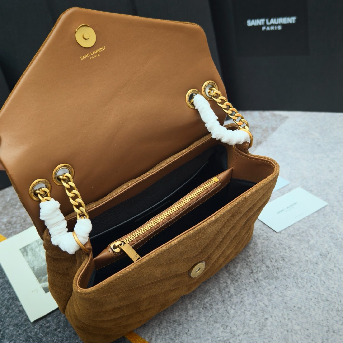 Y-Matte suede coffee