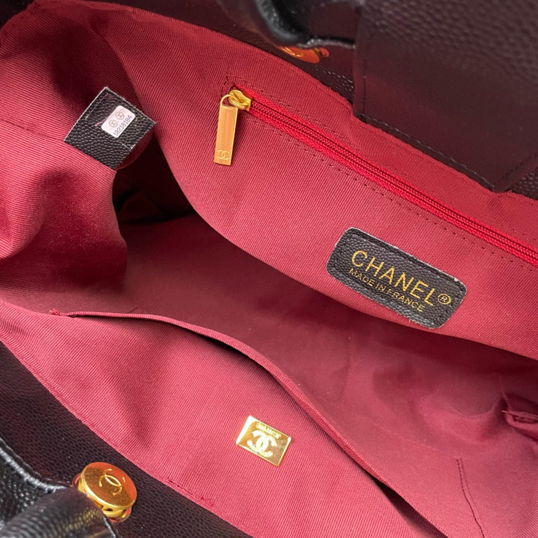 CE-Soft calfskin shopping bag