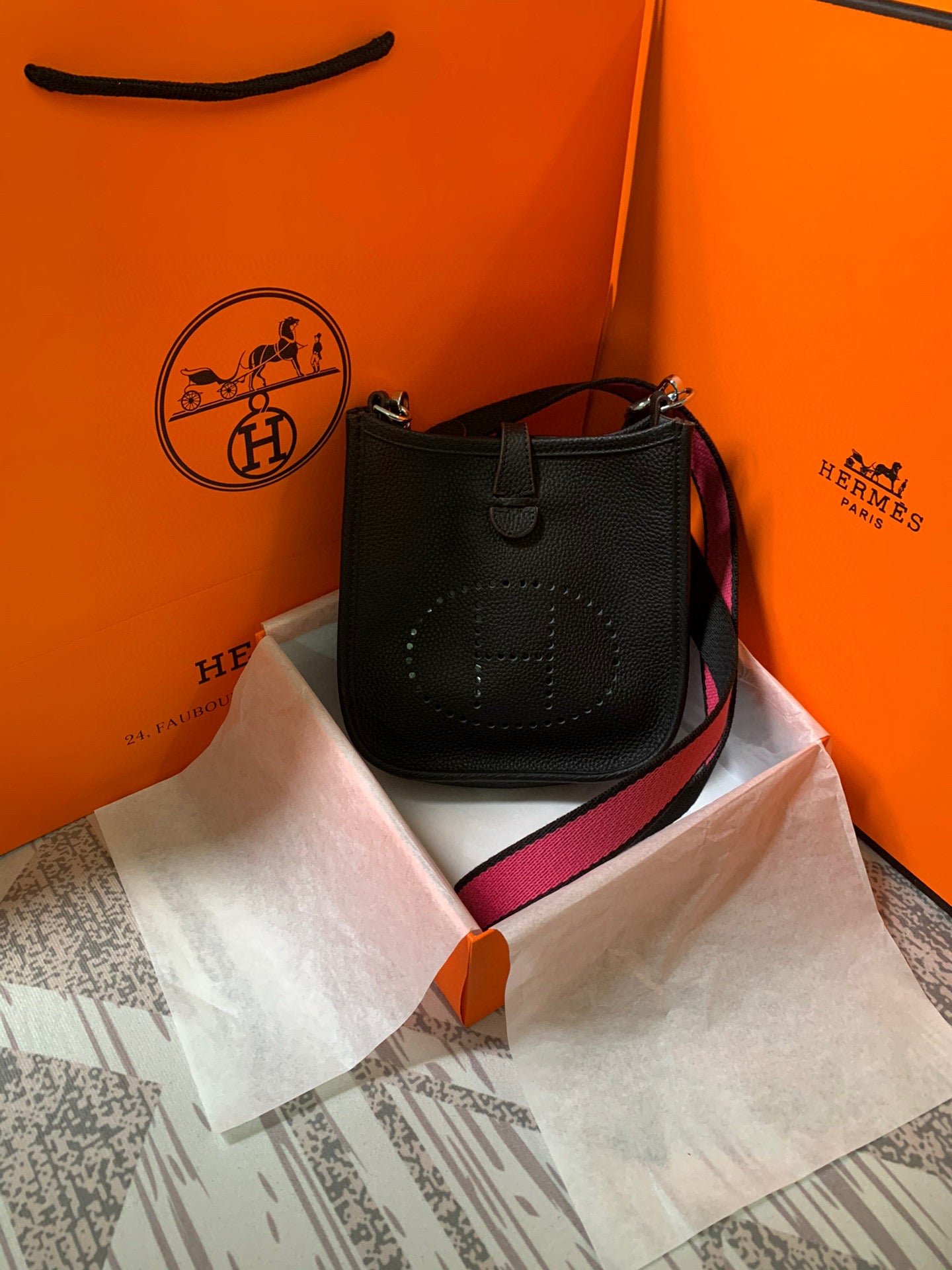H-Evelyne mini
