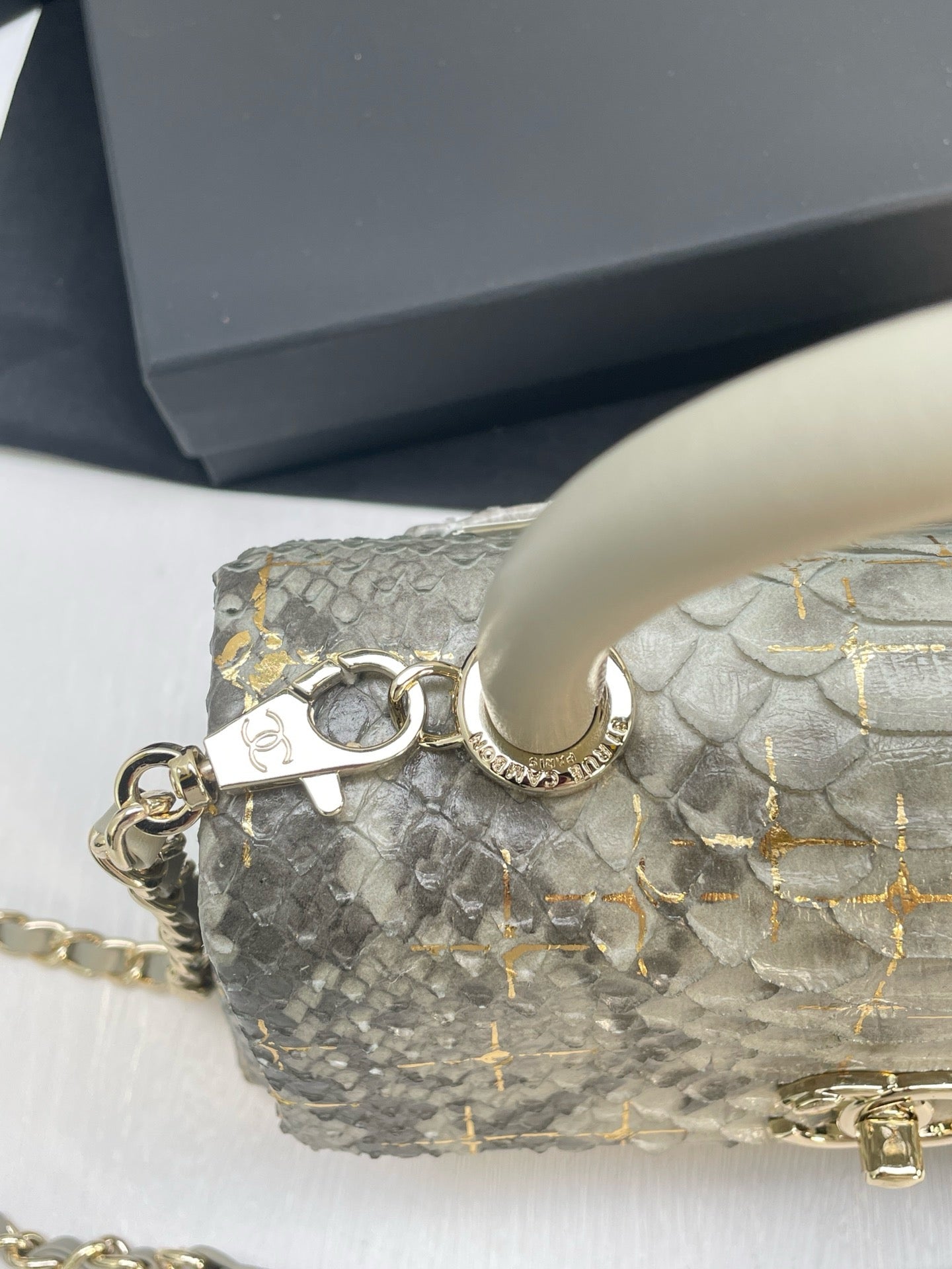 CE-Coco handle handbag