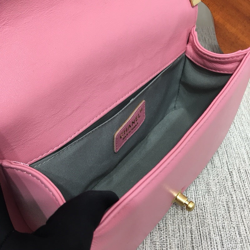 CE-Pearl chain bag
