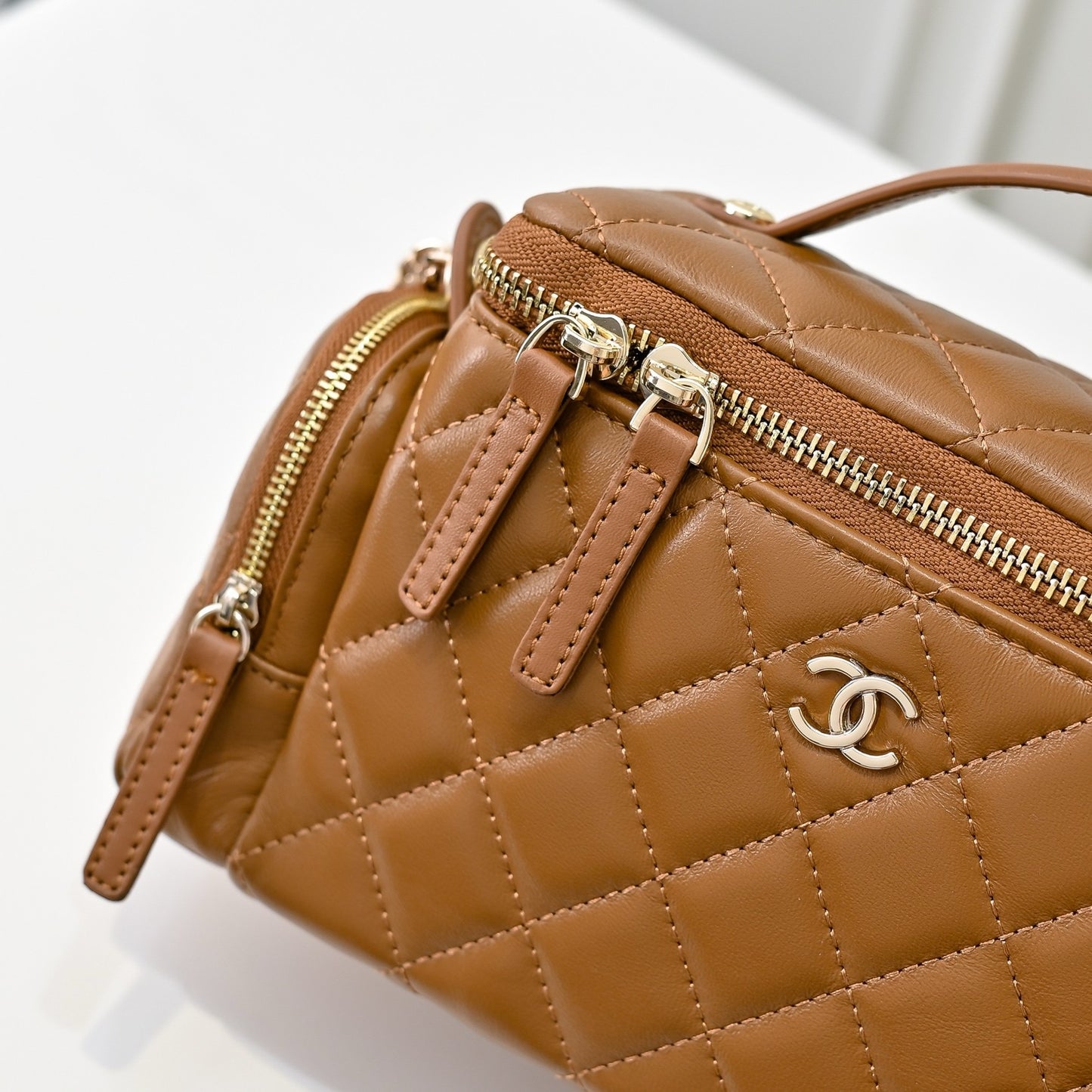 CE-24K đź“·Handbag