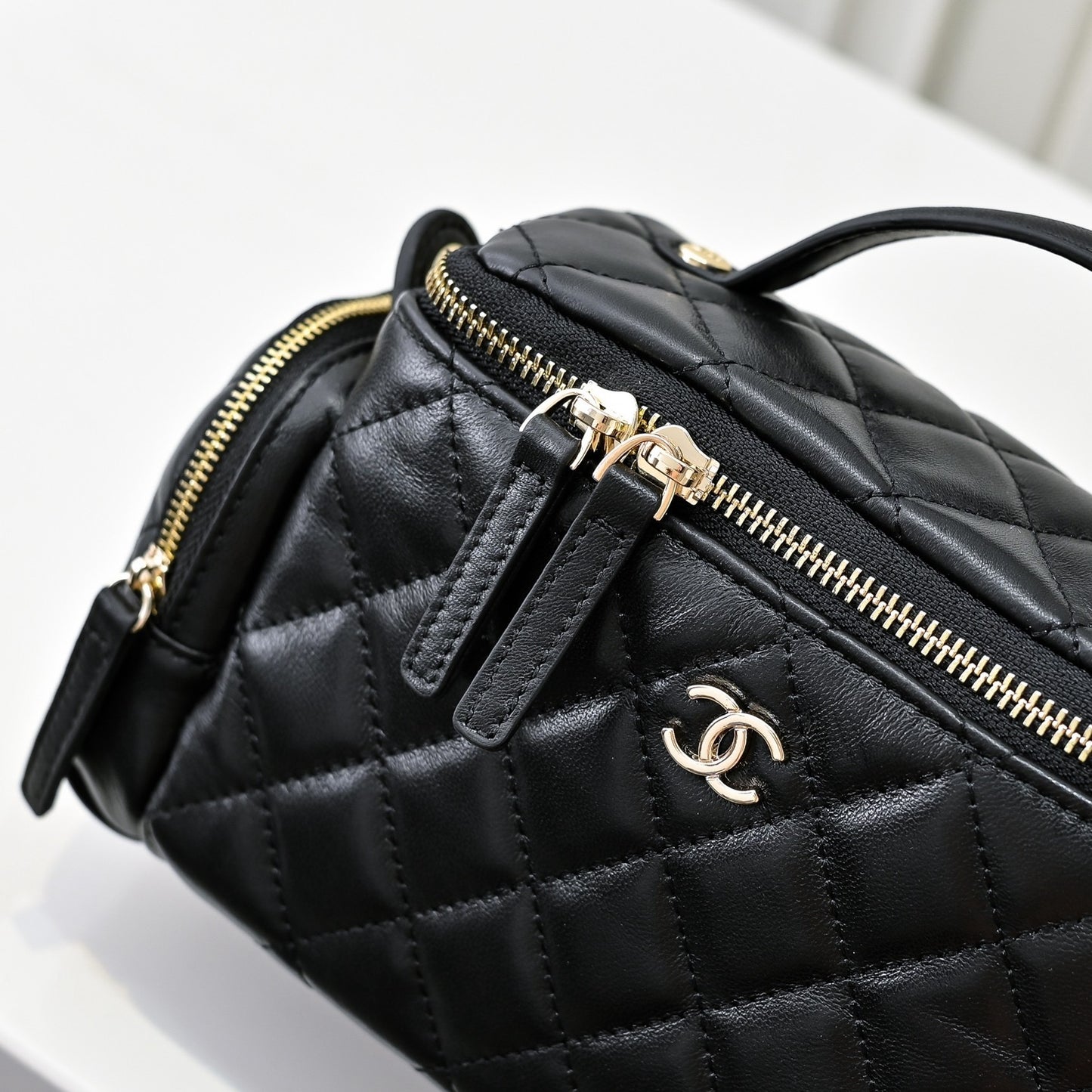 CE-24K đź“·Handbag
