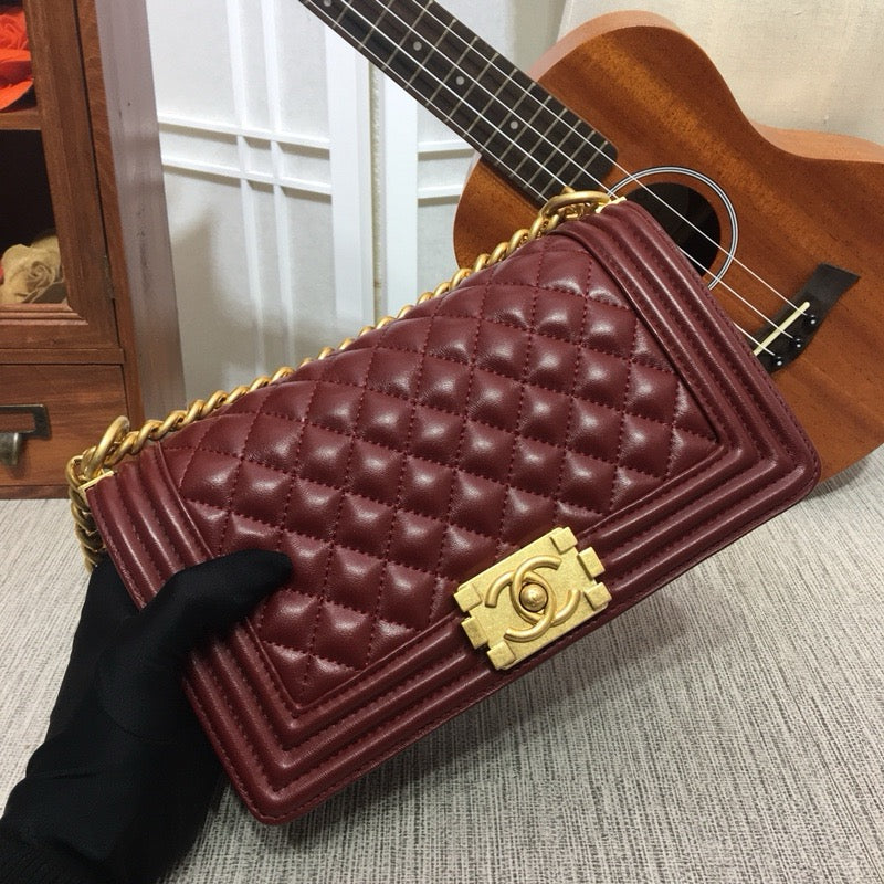 CE-Pearl chain bag