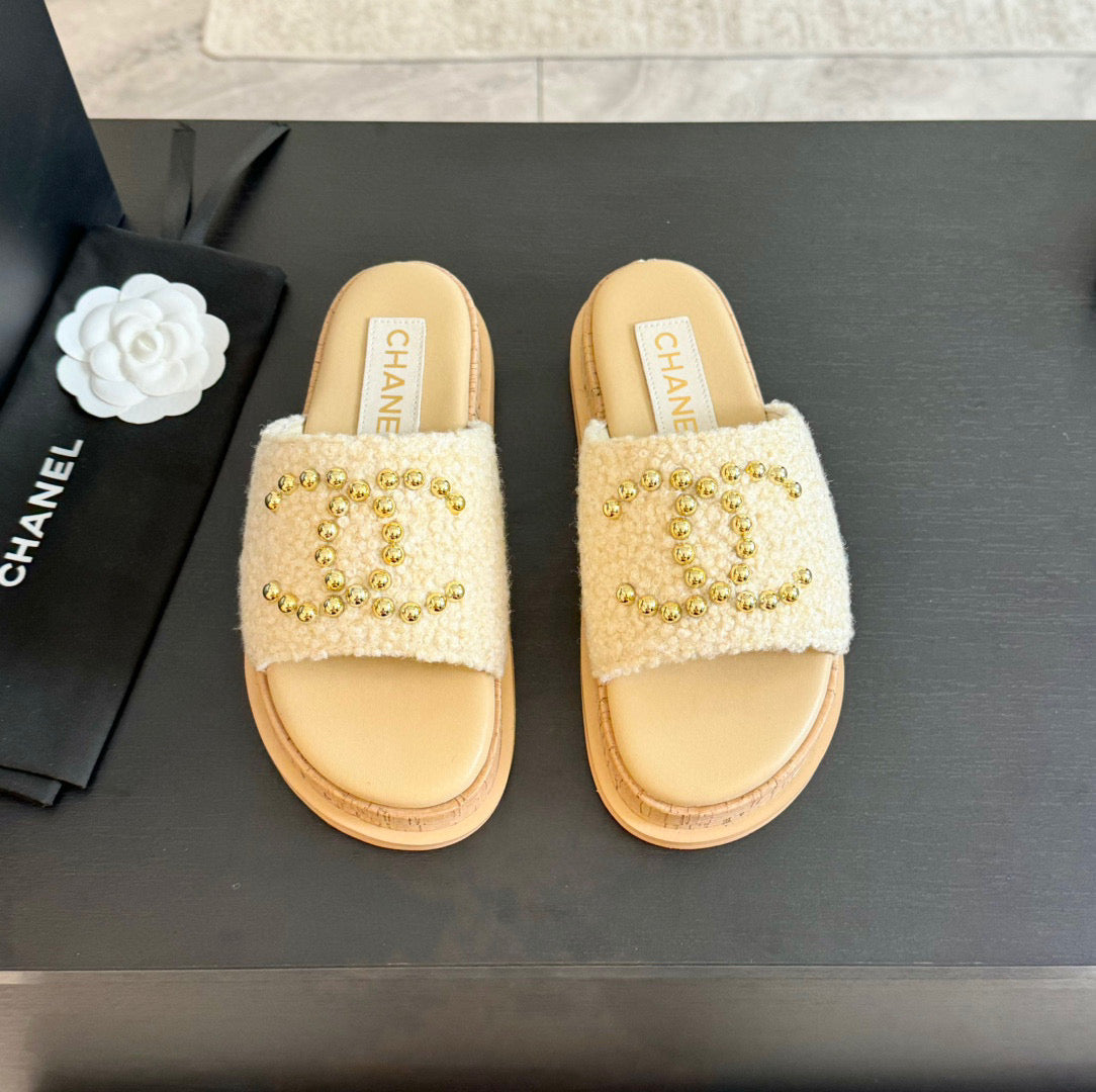 CE-Cool slippers