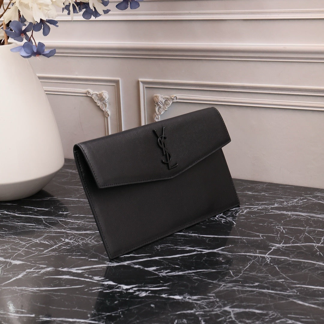 Y-Uptown clutch bag