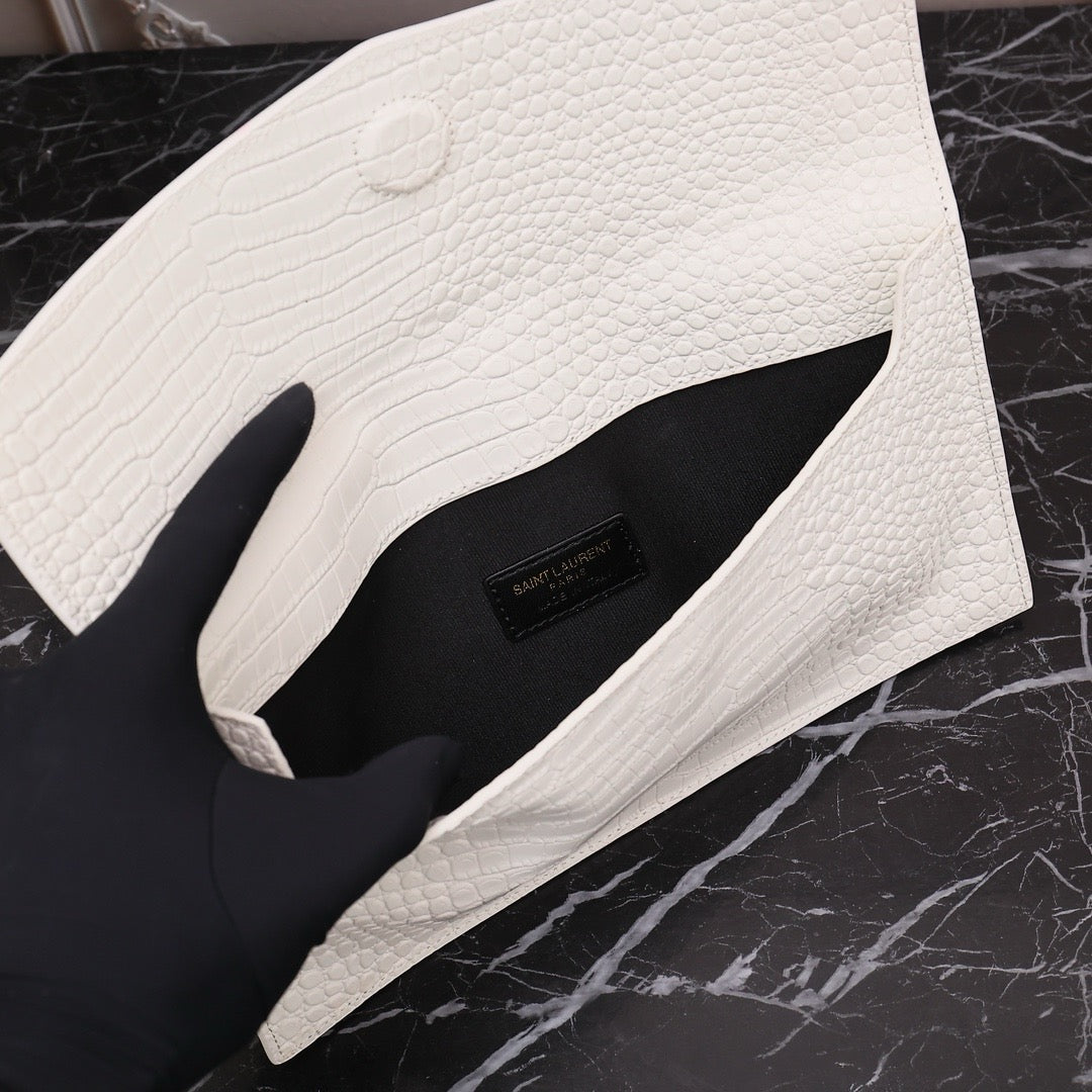 Y-New clutch bag