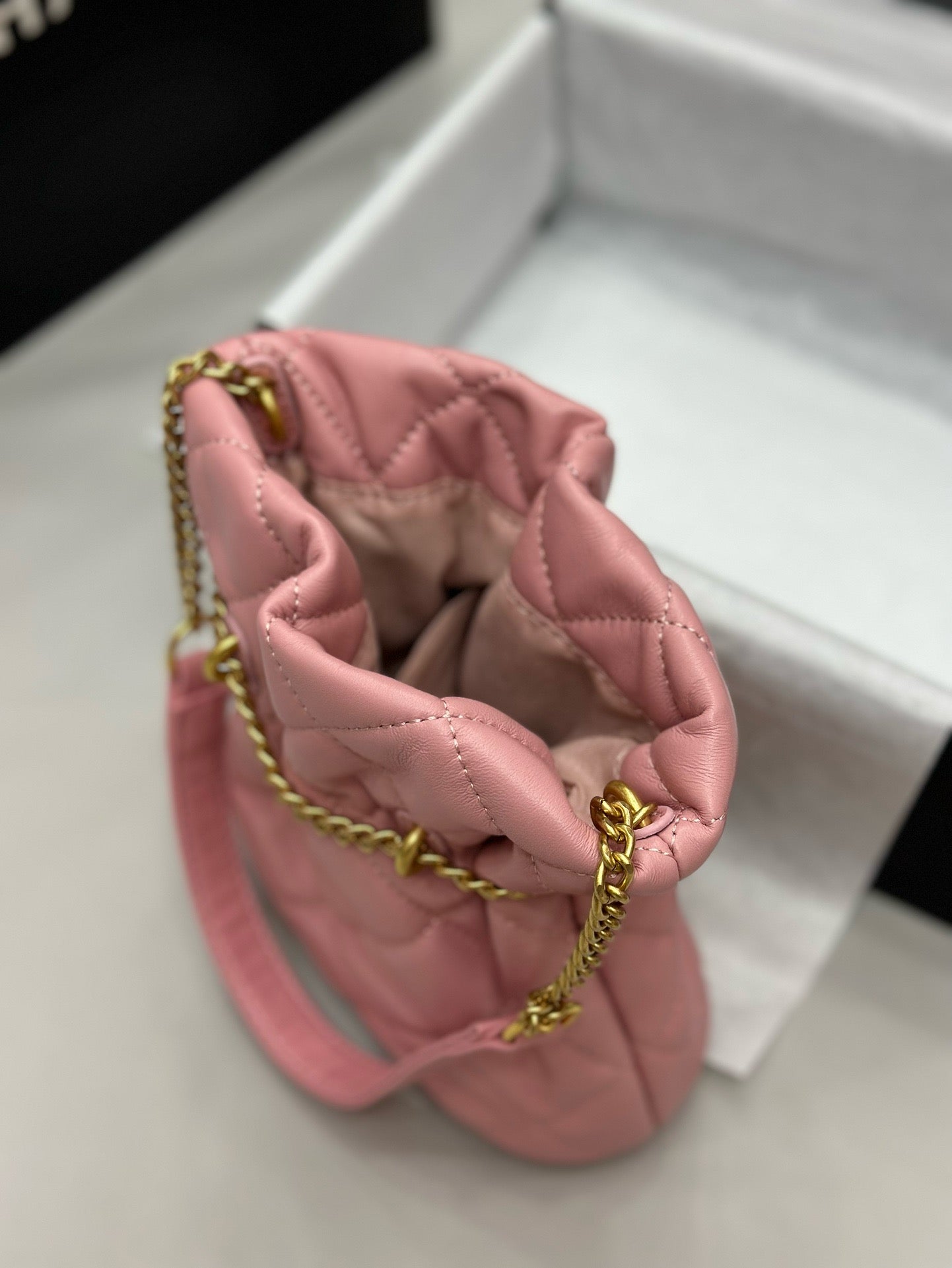 CE-Buckle bucket bag