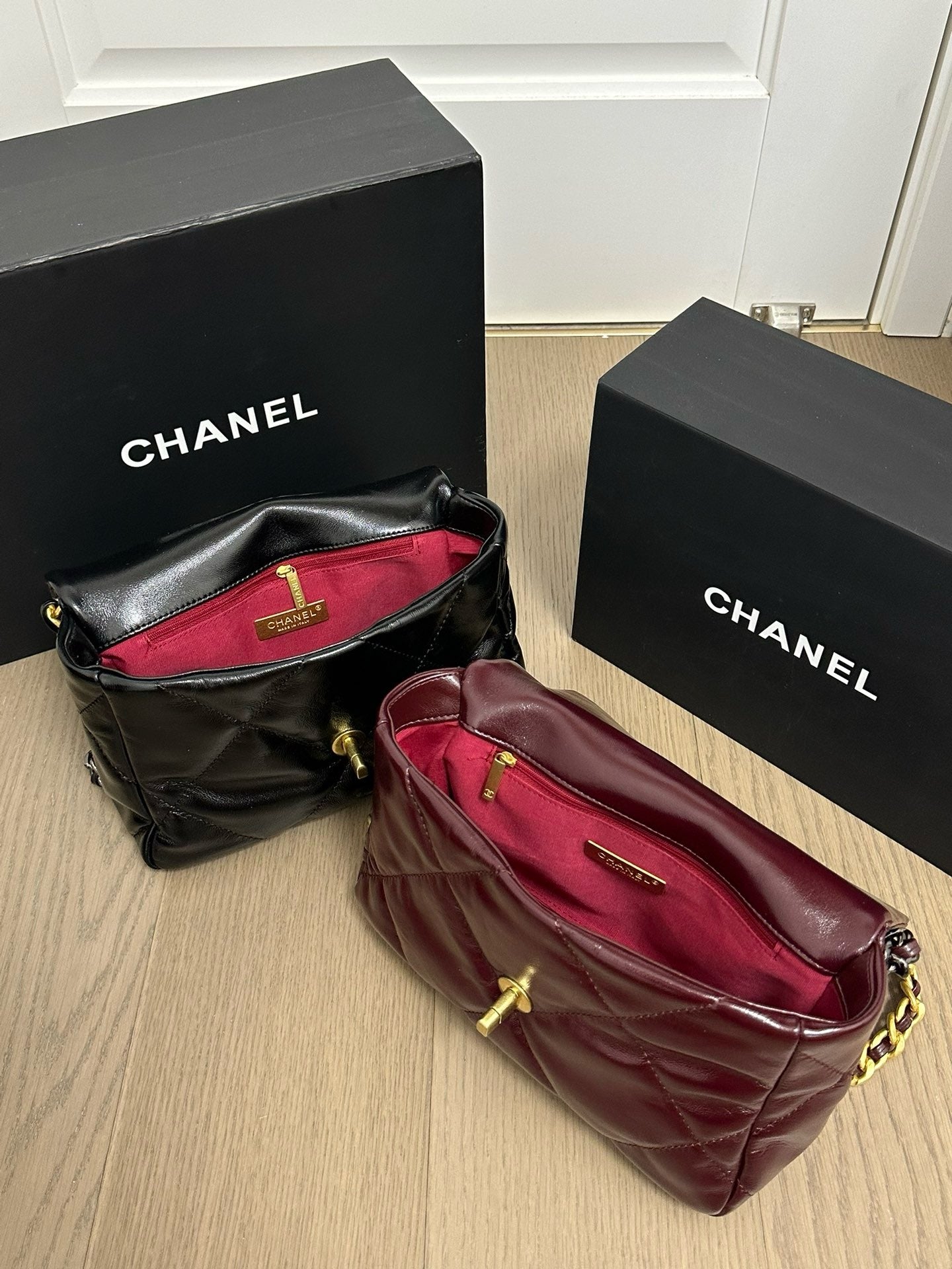 CE-19 handbags