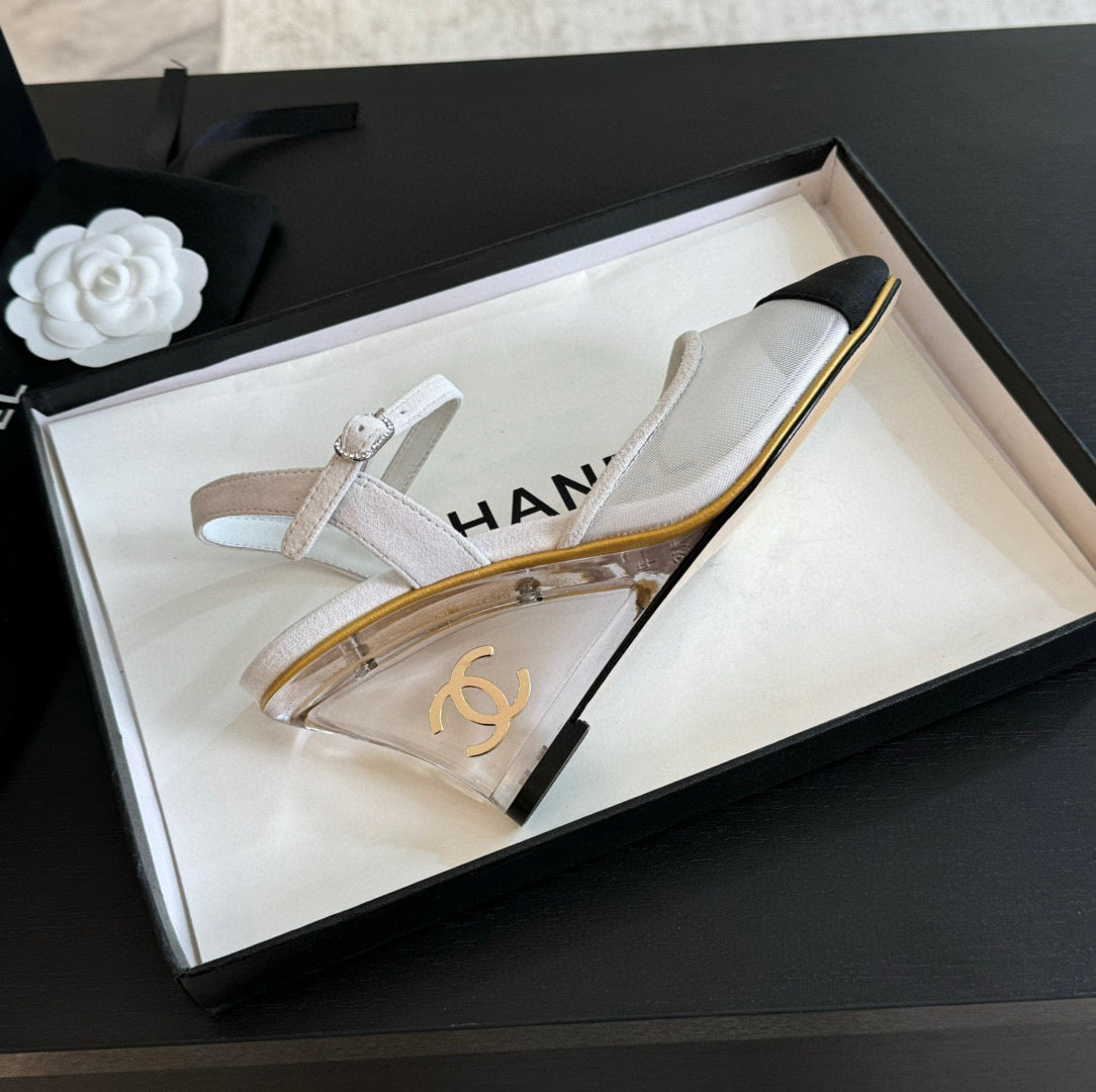 CE-Gauze sandals