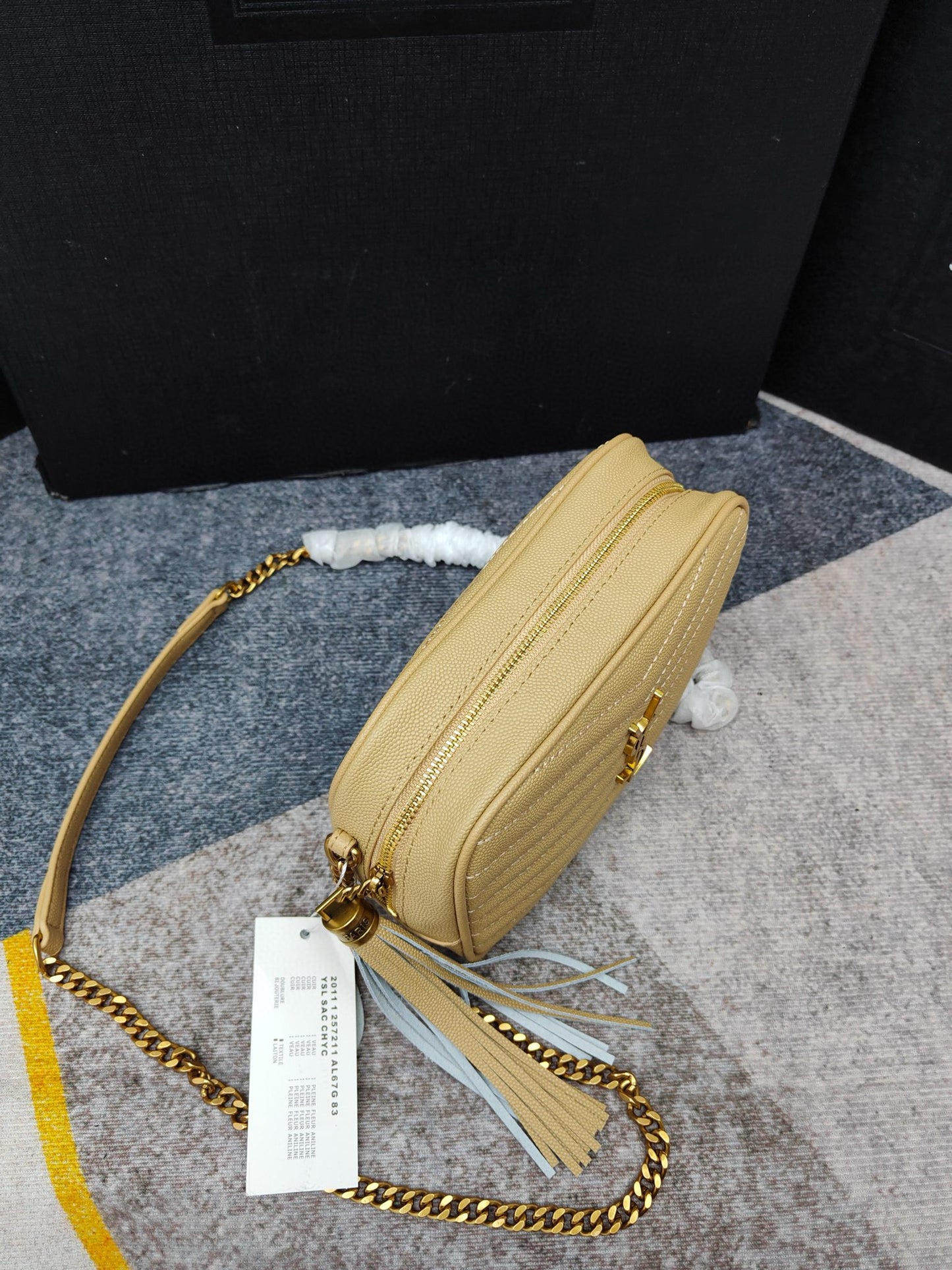 Y-Cowhide caviar camera bag