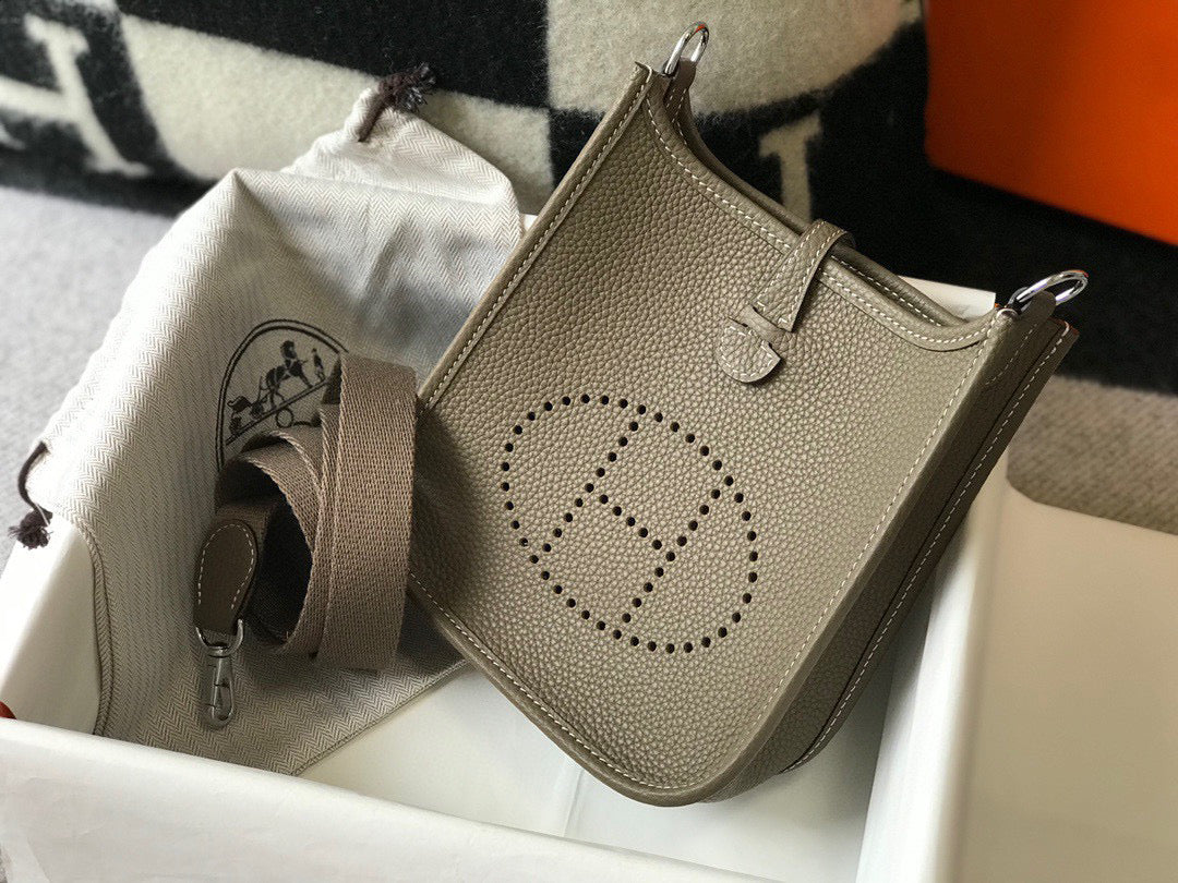H-Evelyne mini