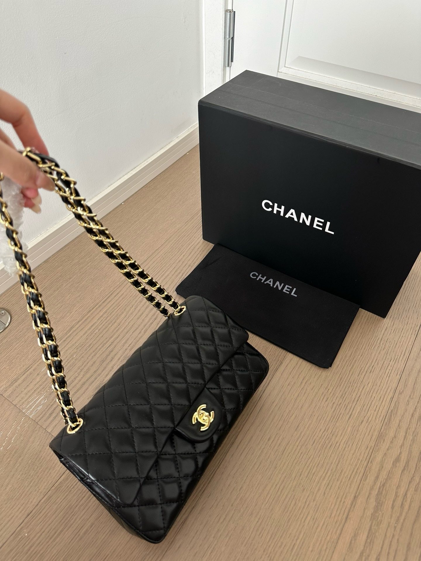 CE-CF Classic flap bag