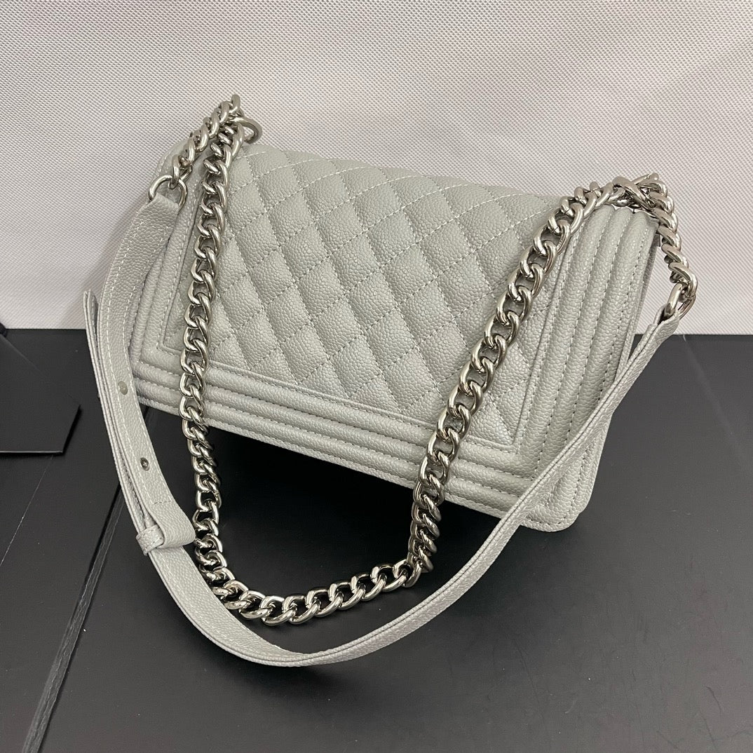 CE-Bright silver buckle Vintage