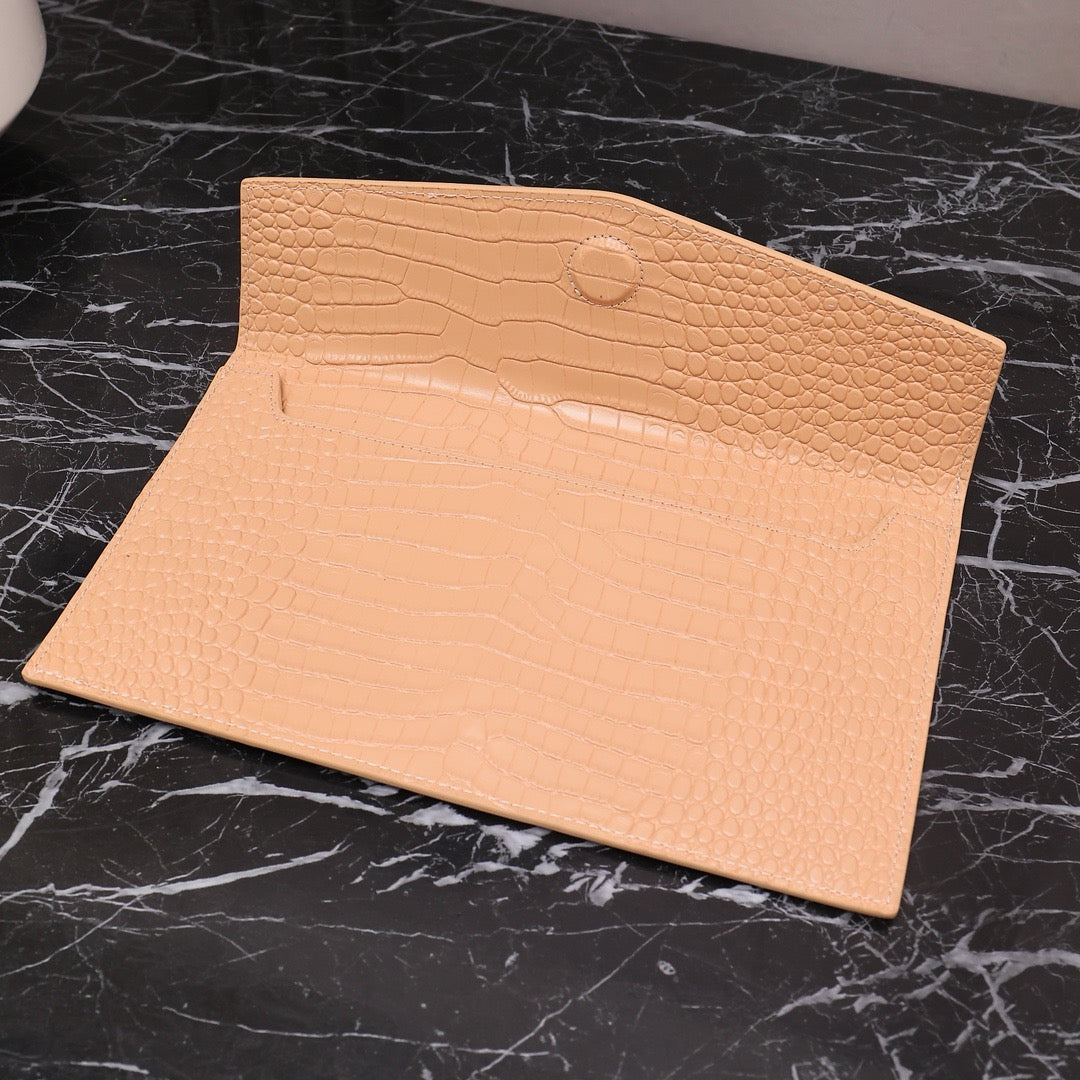 Y-New clutch bag