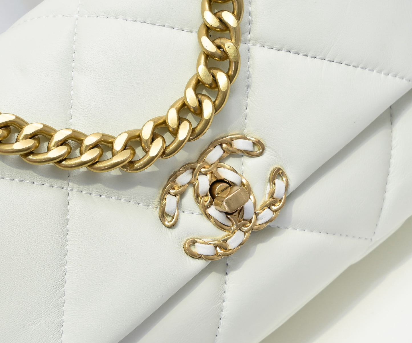 CE-Small gold buckle maroon sheepskin