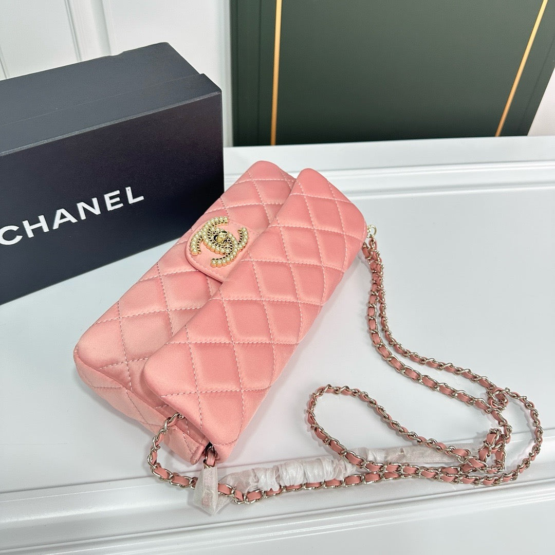 CE-Stunning velvet evening bag