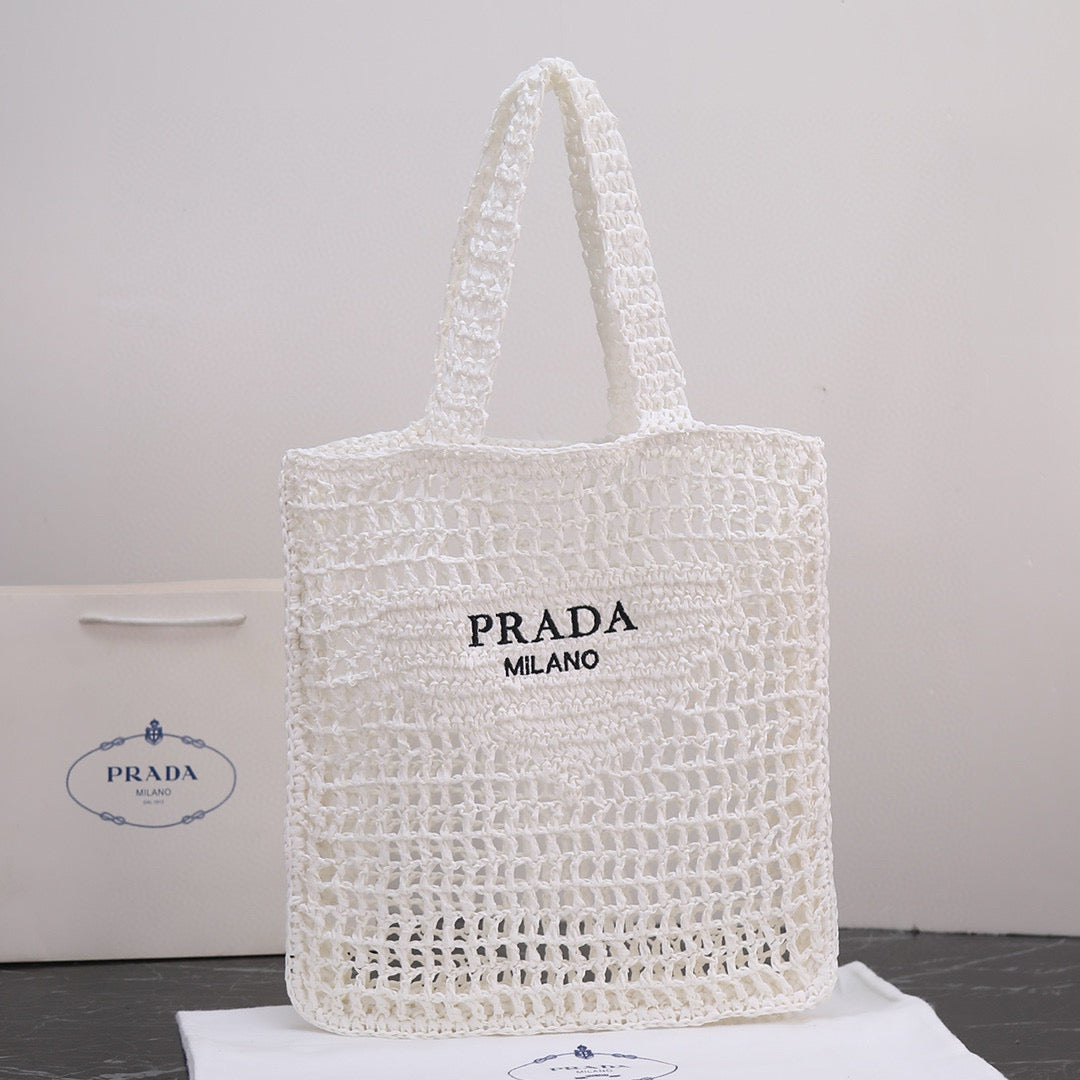 P-Raffia tote bag