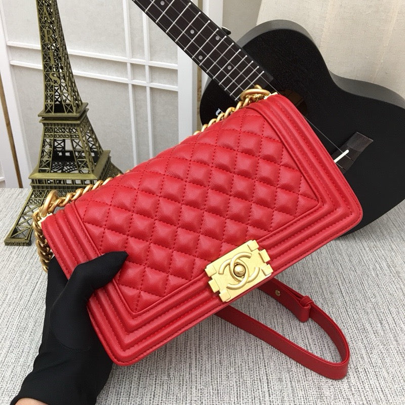 CE-Pearl chain bag