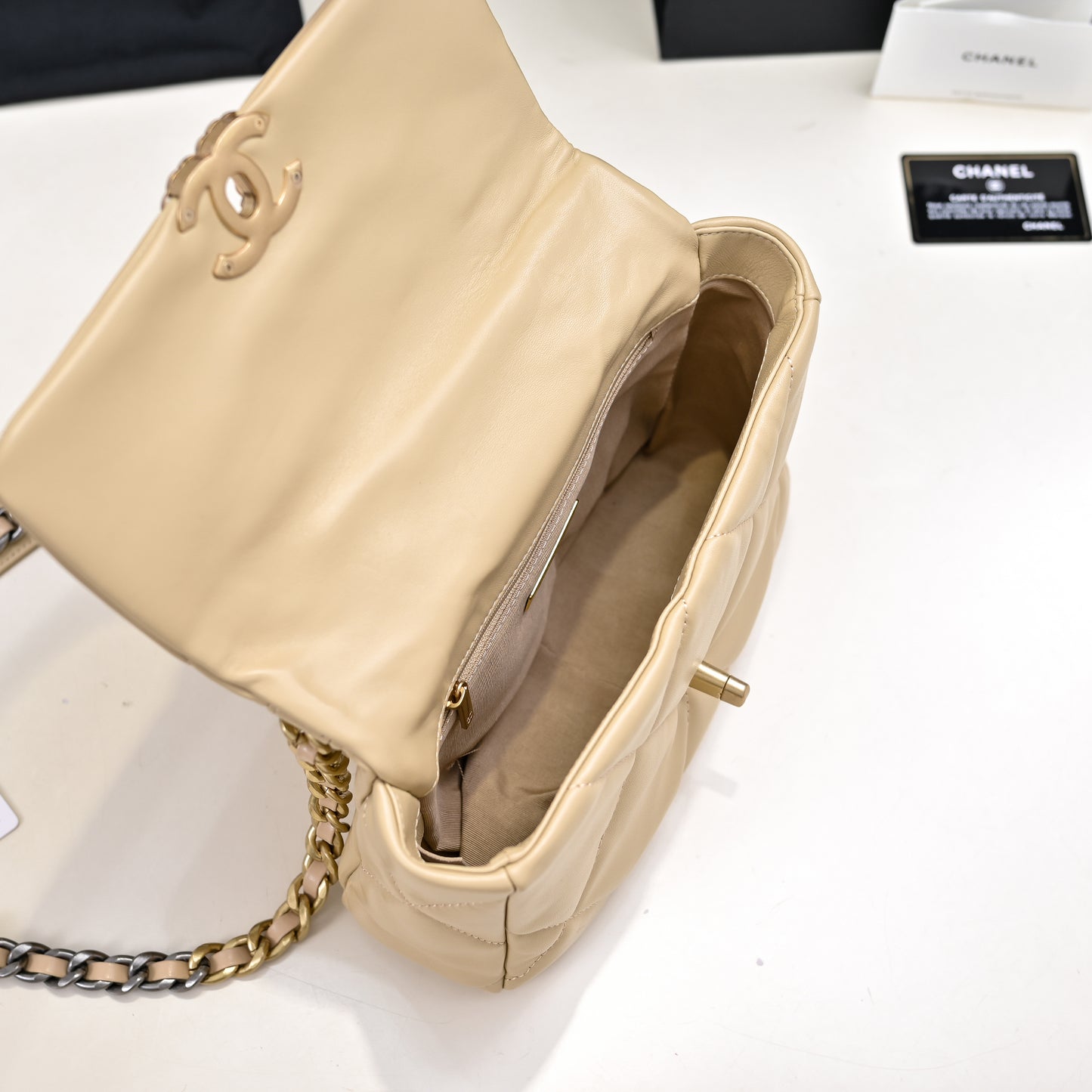 CE-Colorful handbags 2