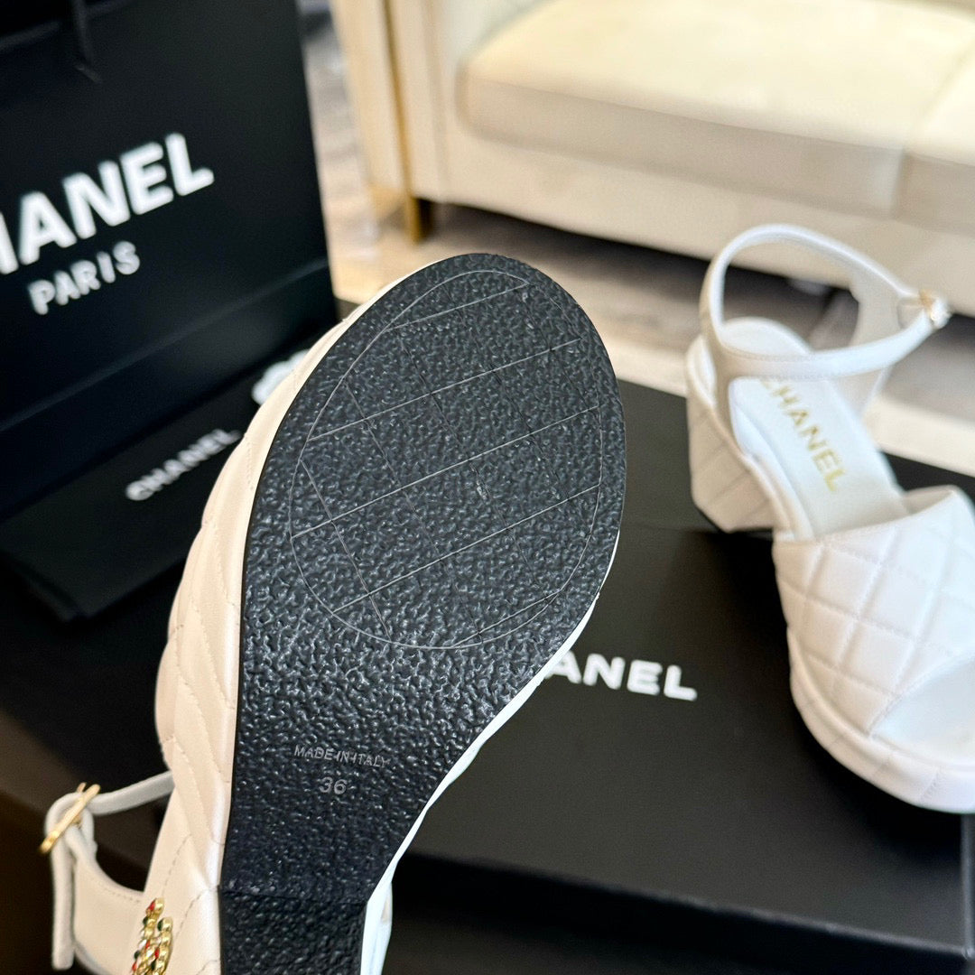 CE-Platform wedge sandals