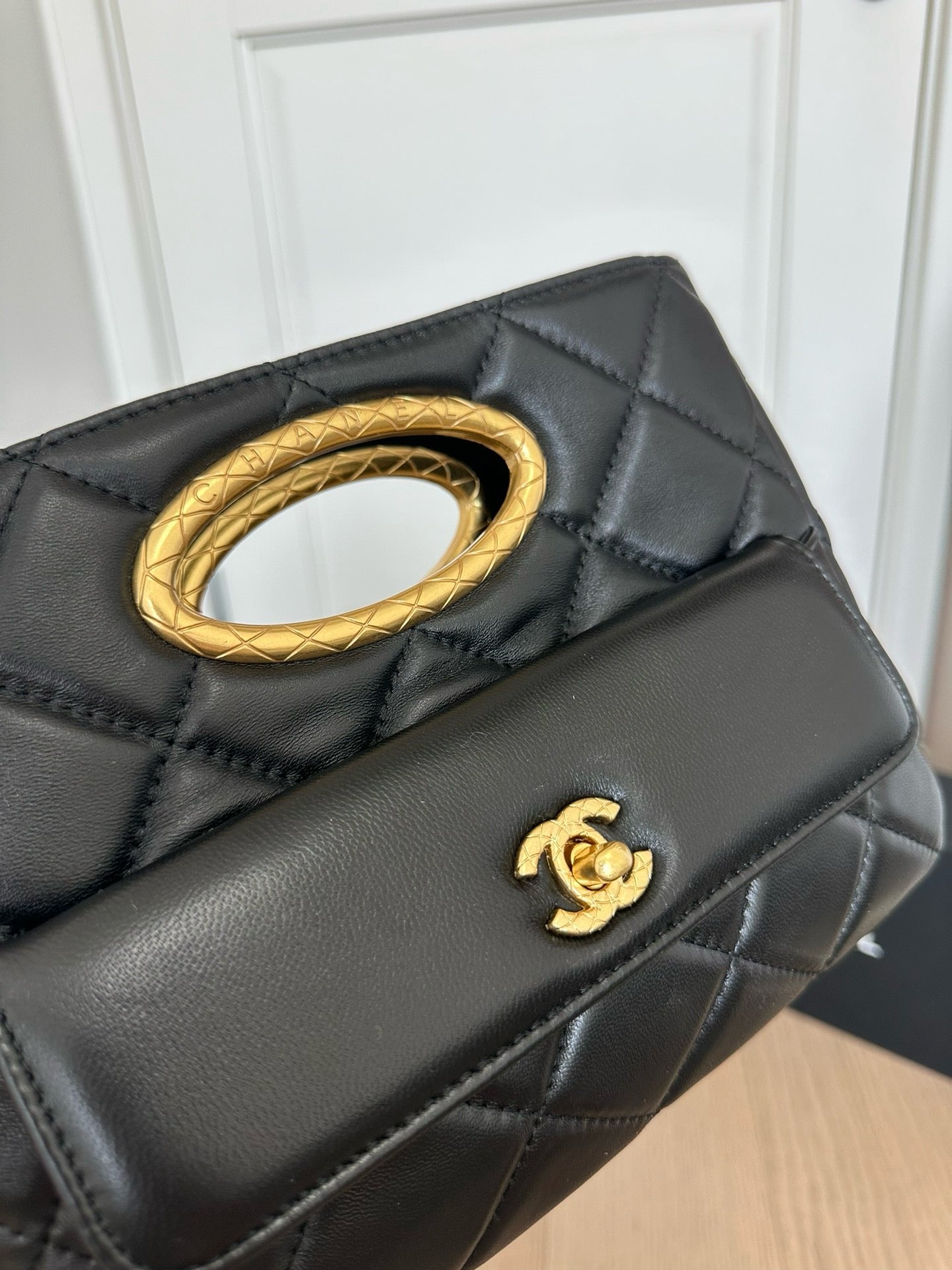 CE-24𝘽 Portable evening bag