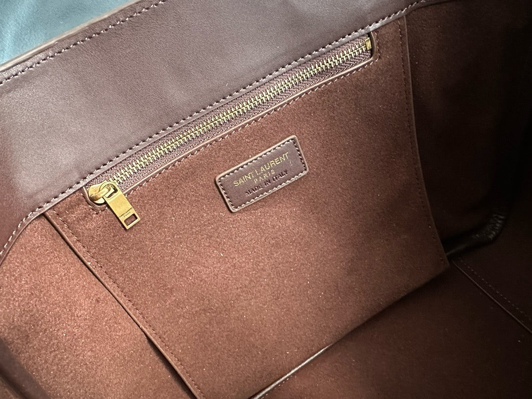 Y-Suede model