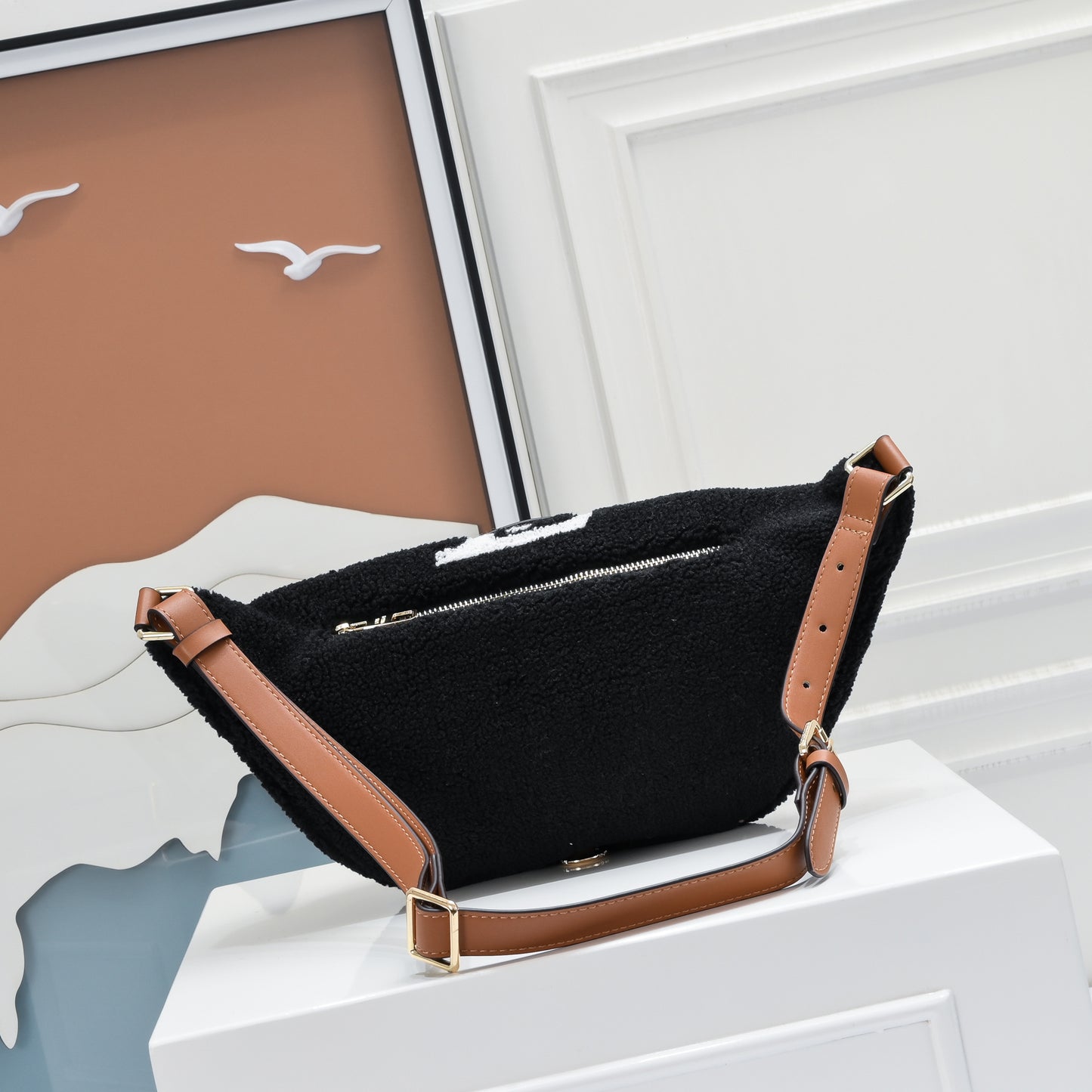 L-Bumbag