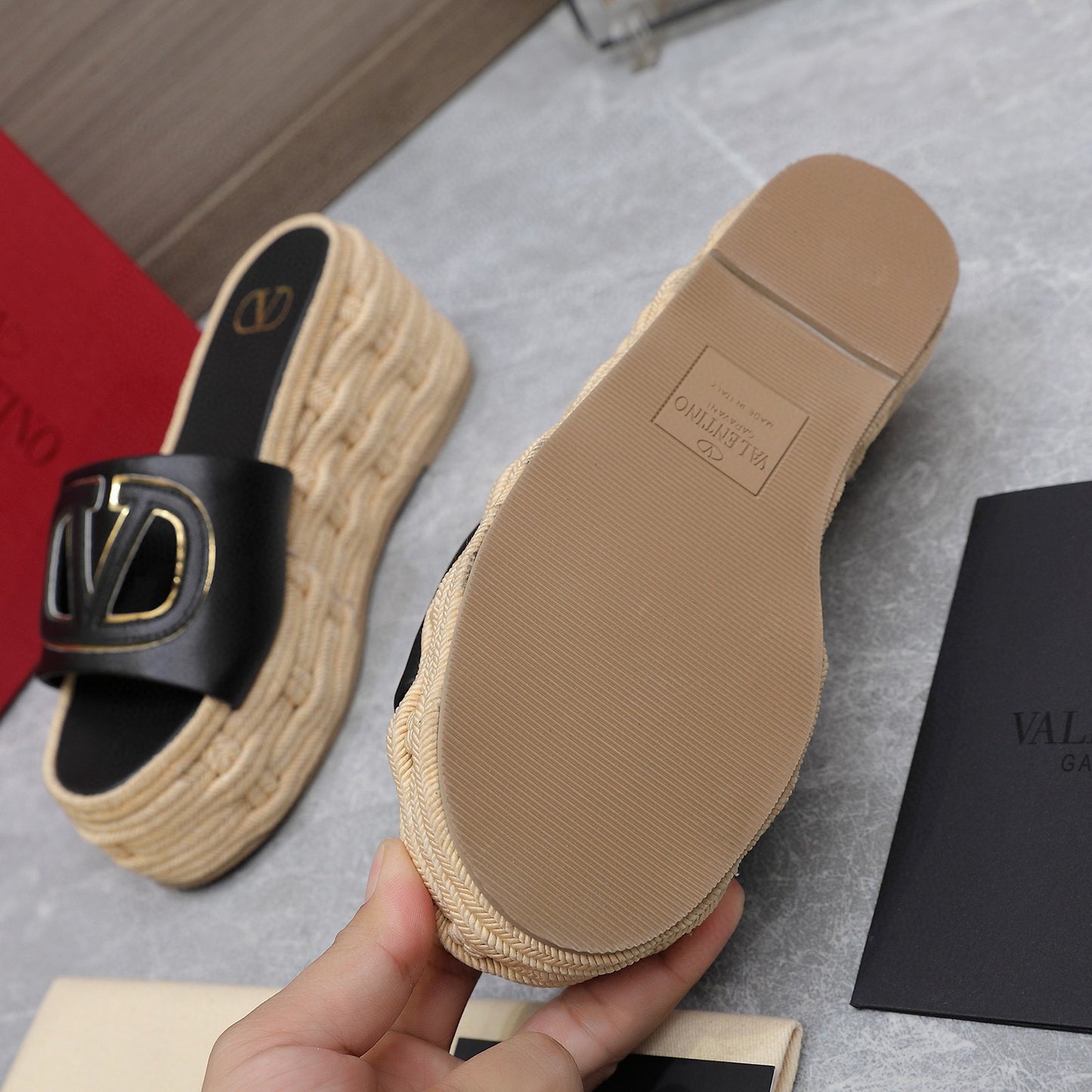 V-Rope Bottom Slippers