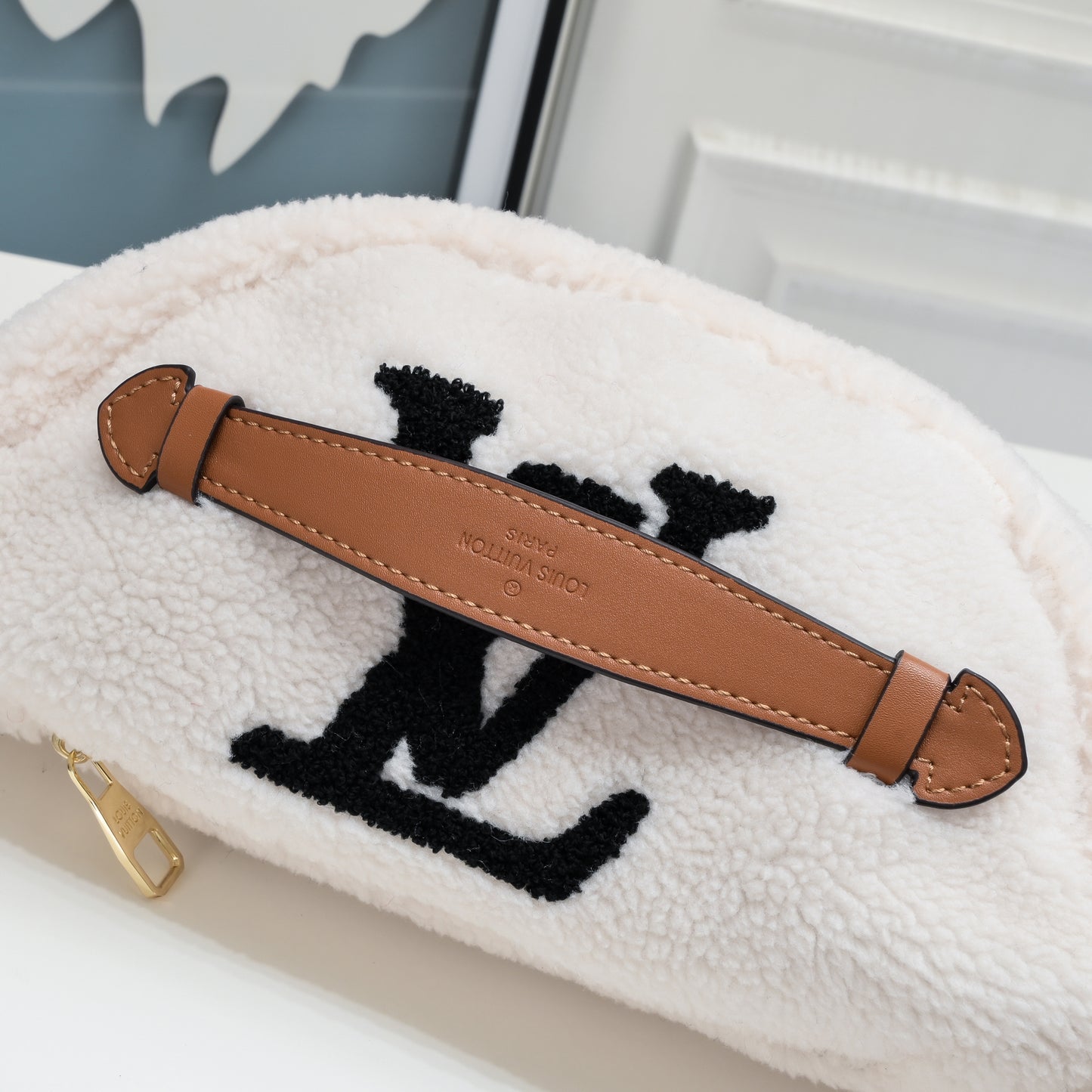 L-Bumbag