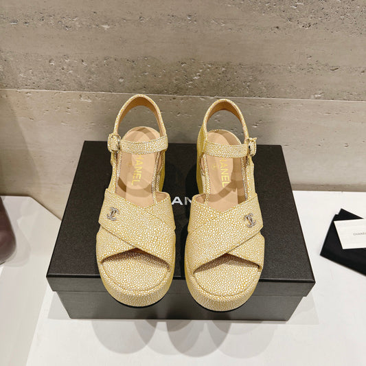 CE-High heel sandals