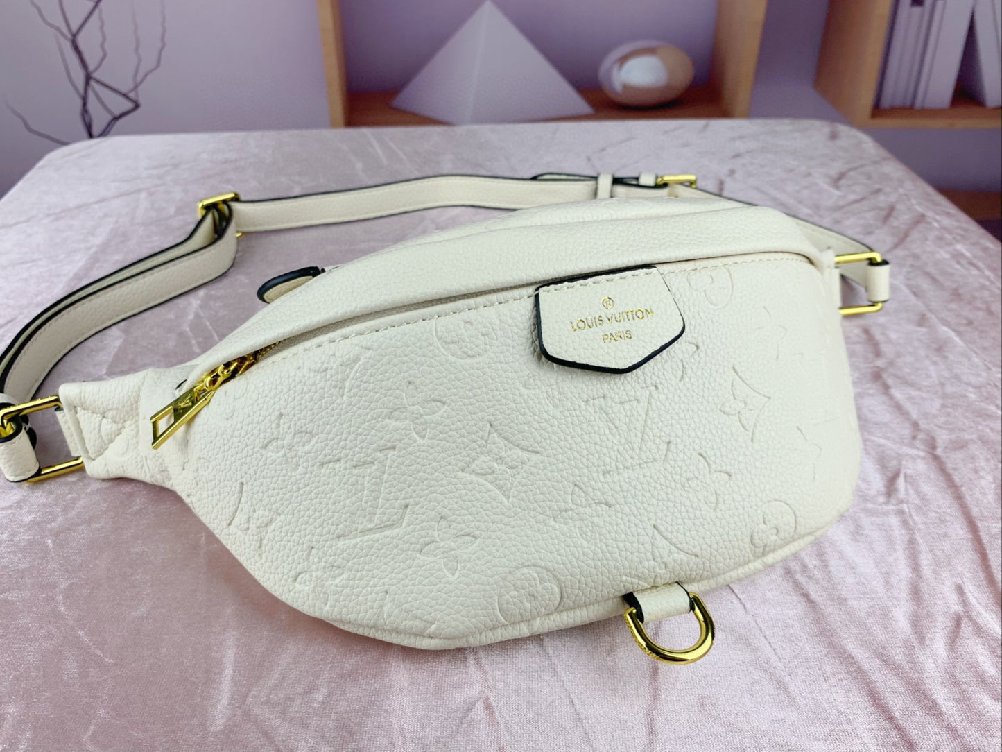 L-BUMBAG