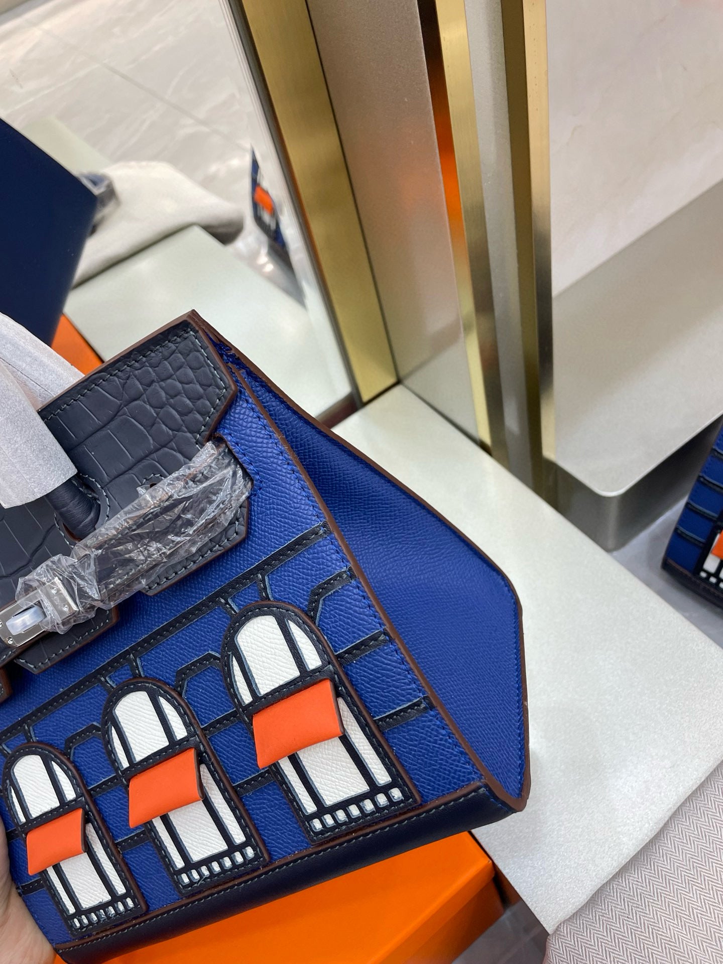 H-𝗙𝗮𝘂𝗯𝗼𝘂𝗿𝗴