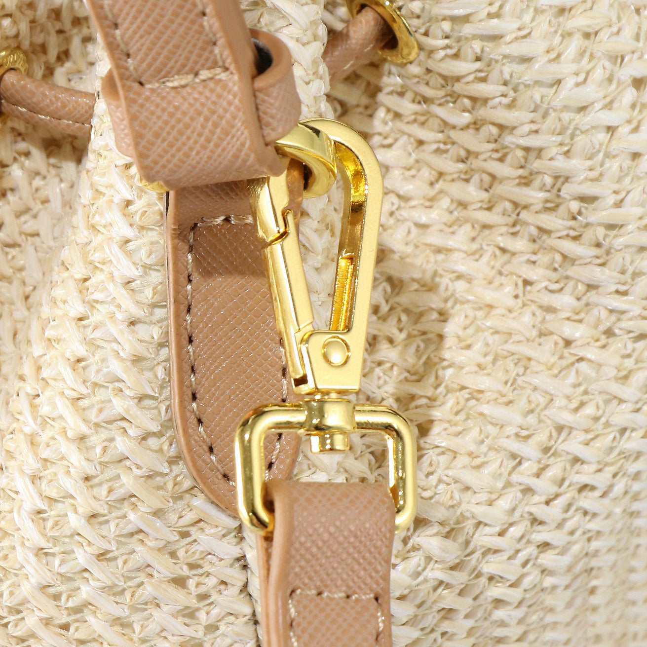 P-Raffia Straw Bucket Bag