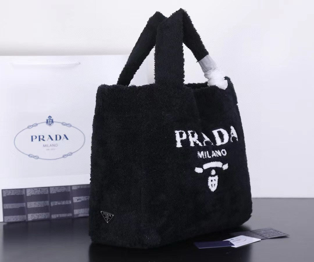 P-Towel handbag