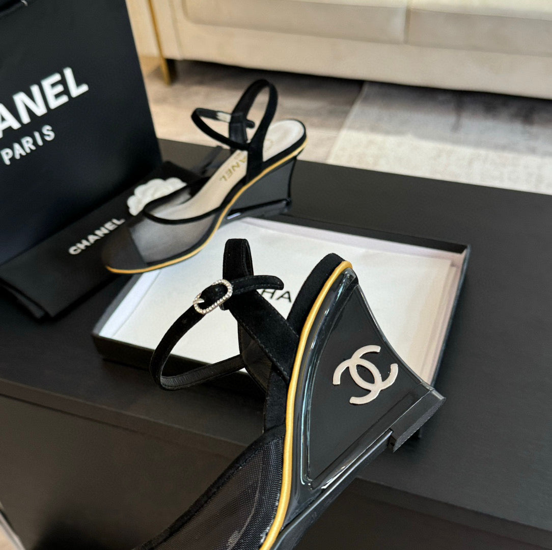 CE-Gauze sandals